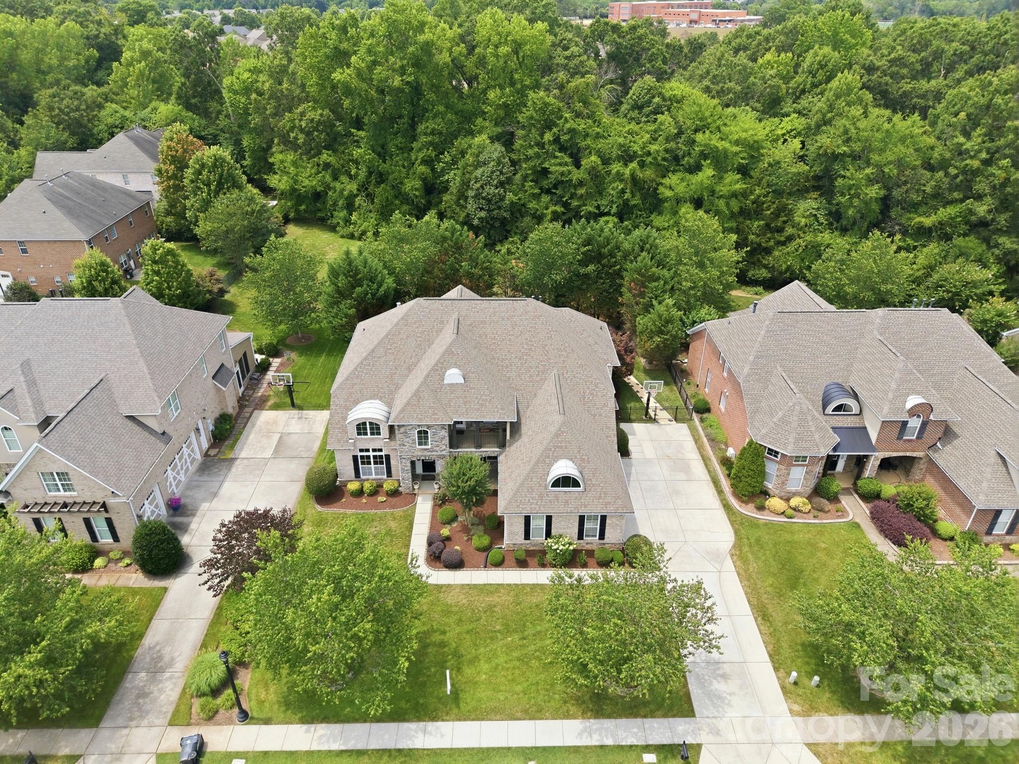 main property photo 41