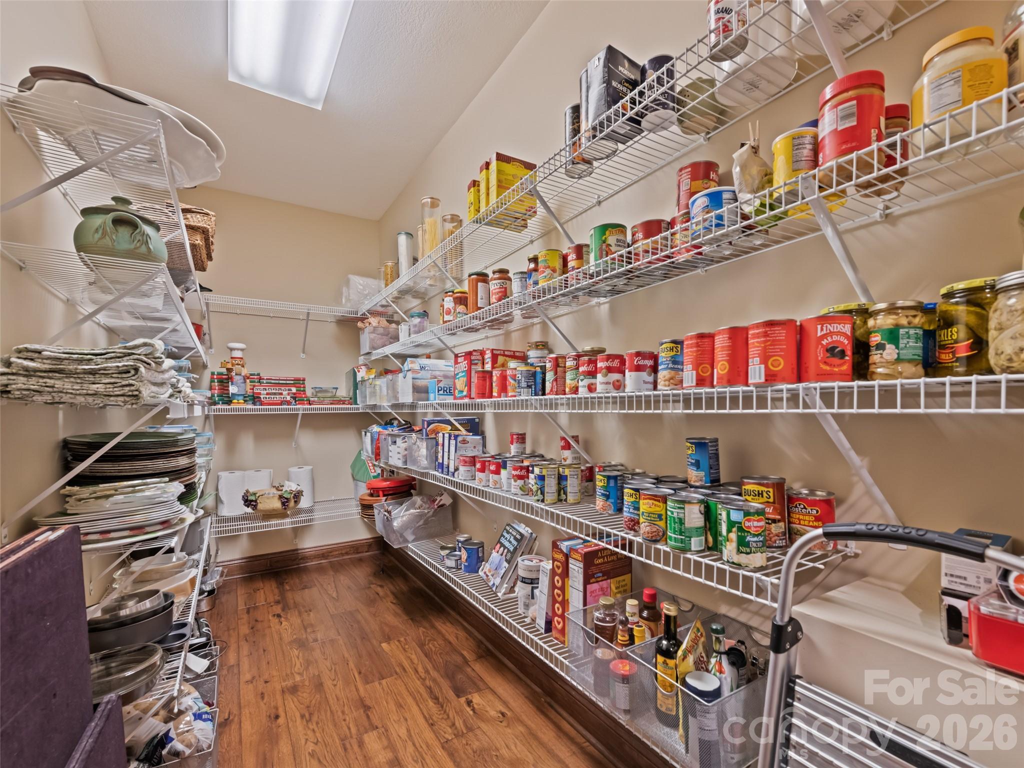 main property photo 20