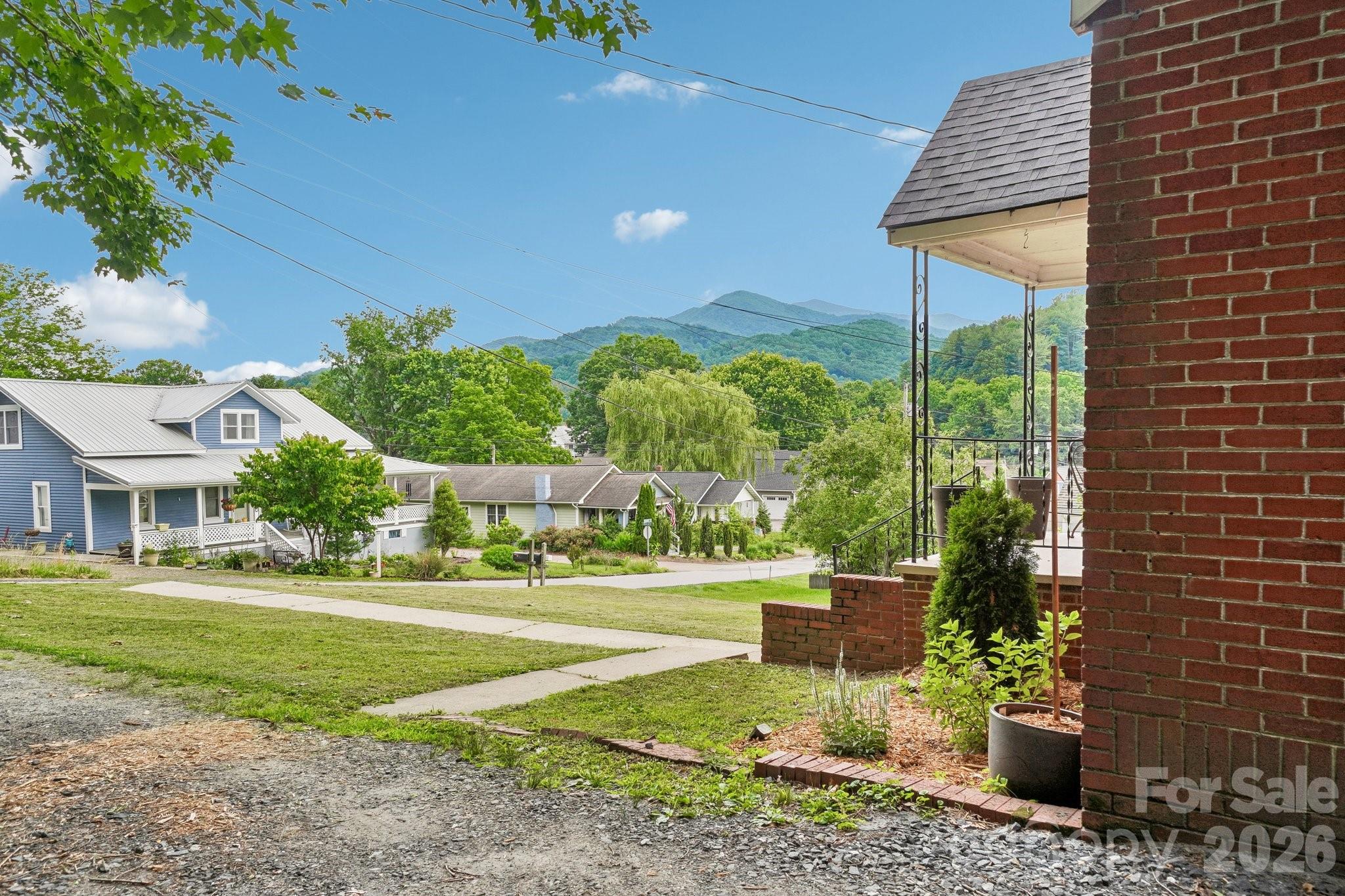 main property photo 3