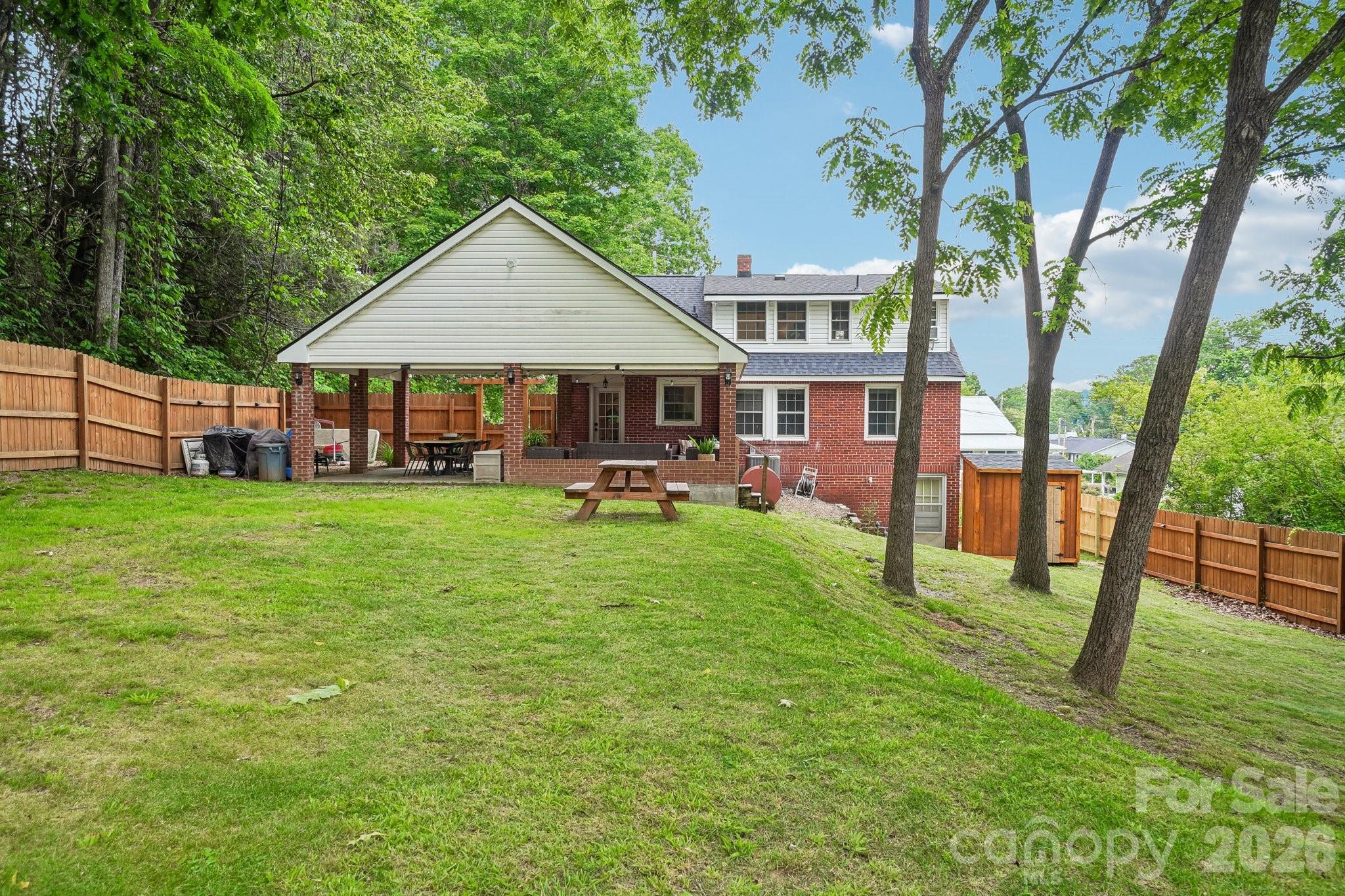 main property photo 45