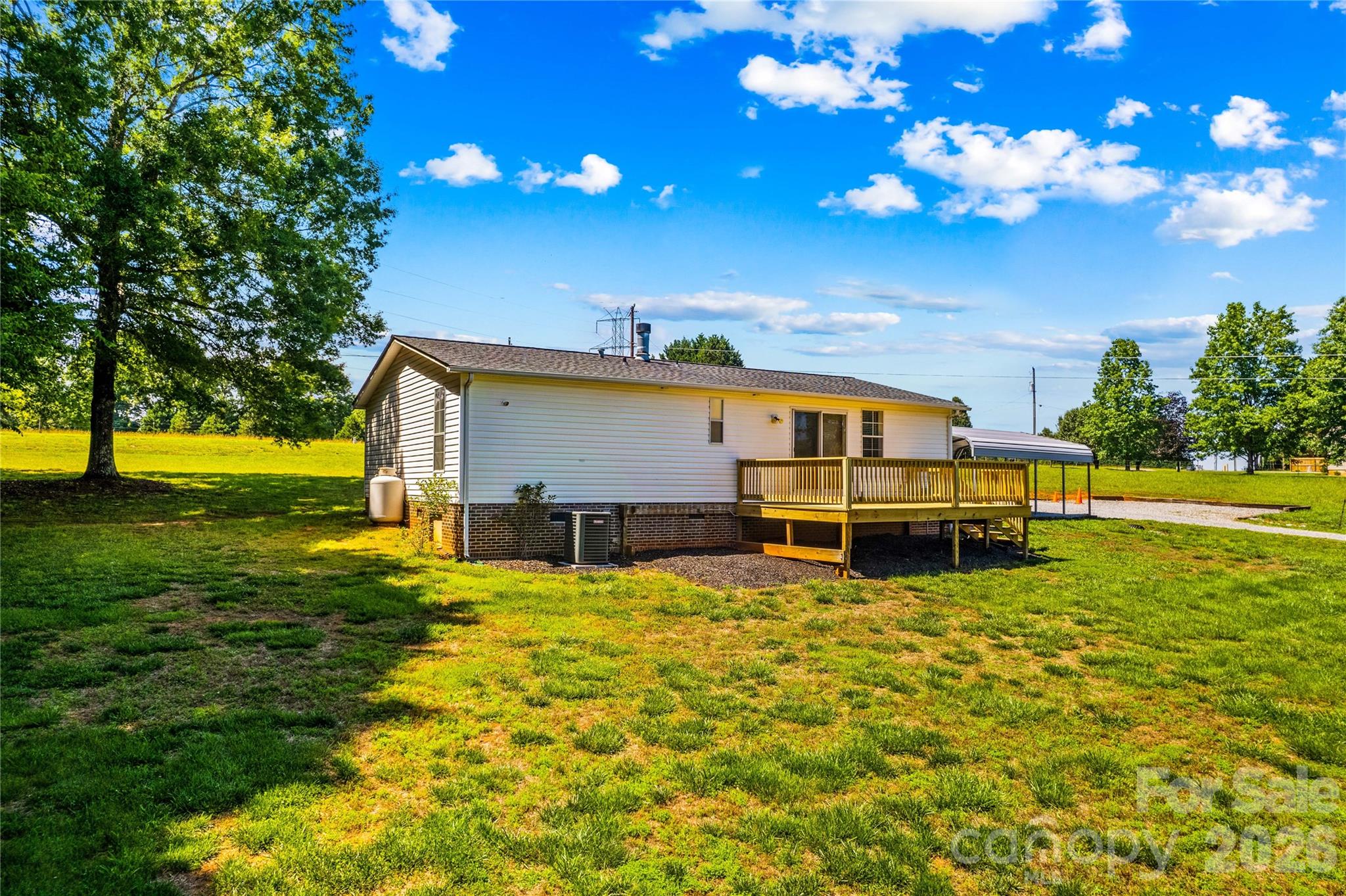 main property photo 34
