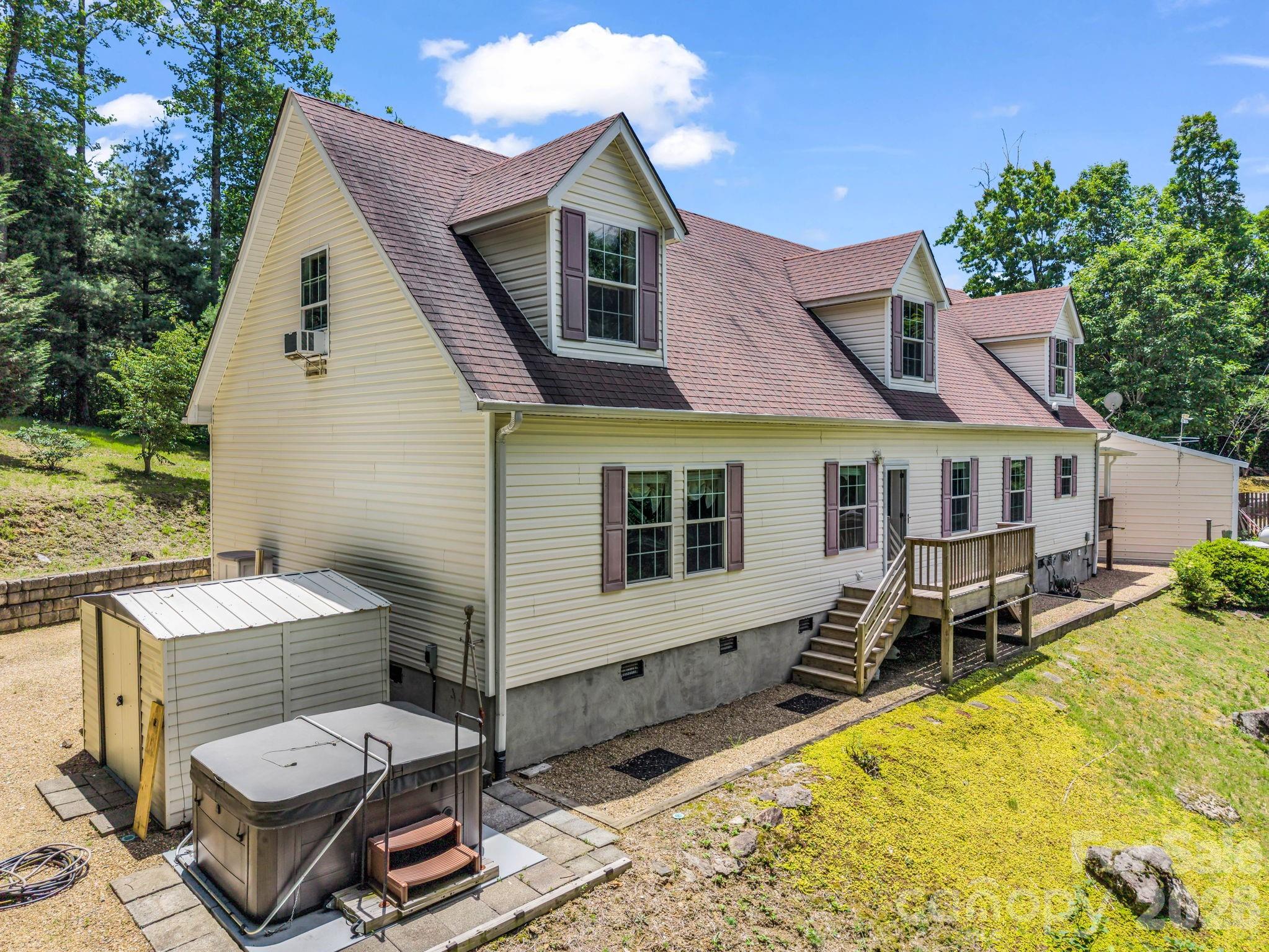 main property photo 3