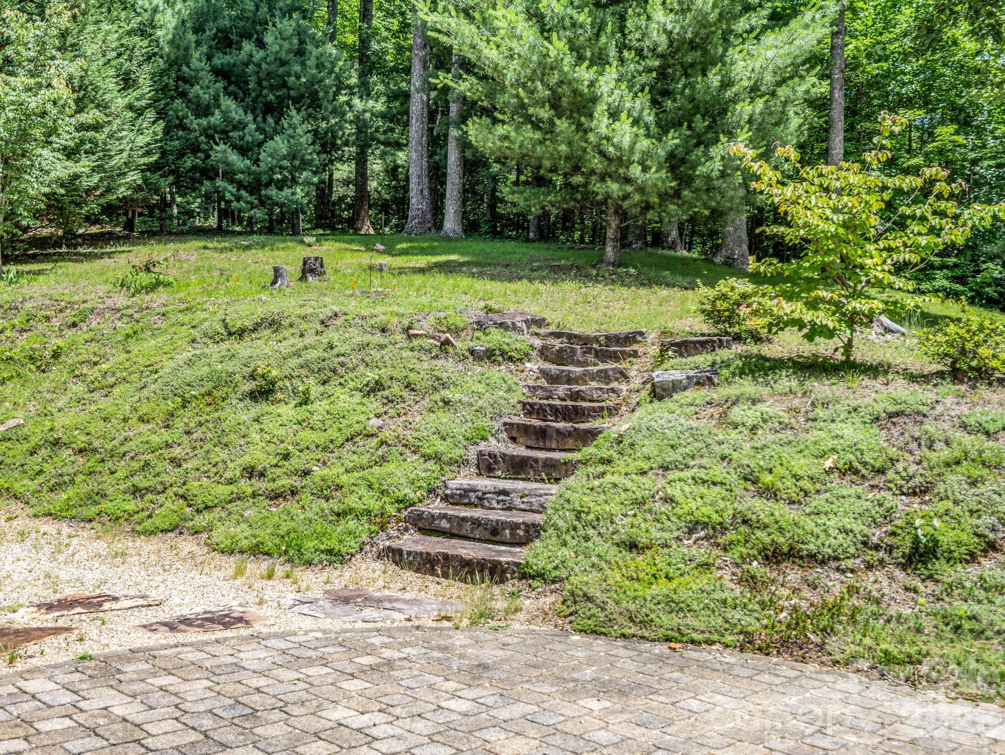 main property photo 36
