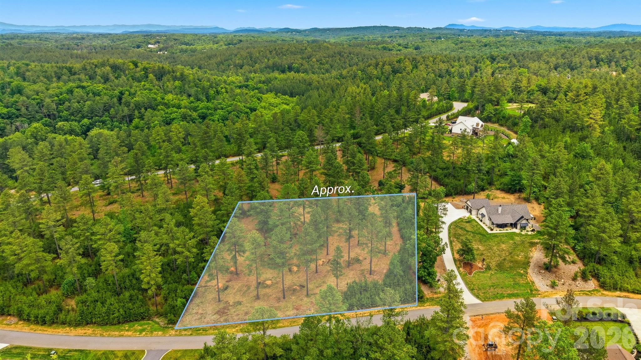 main property photo 8