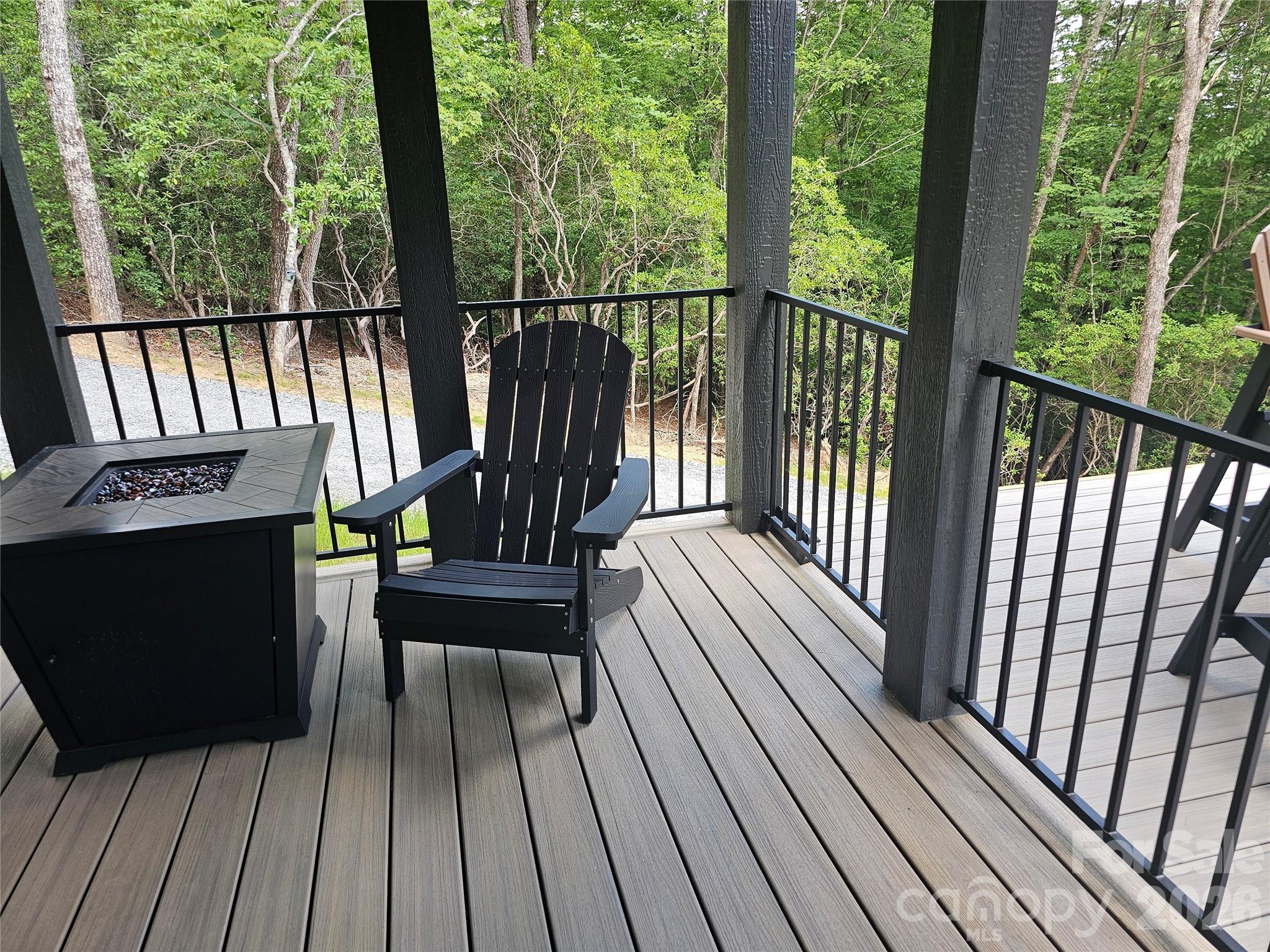 main property photo 6