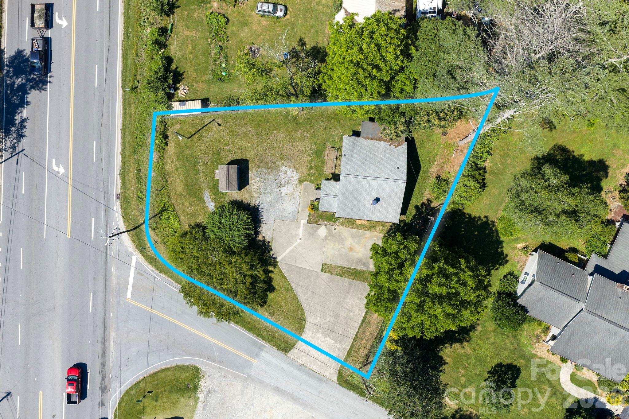 main property photo 38