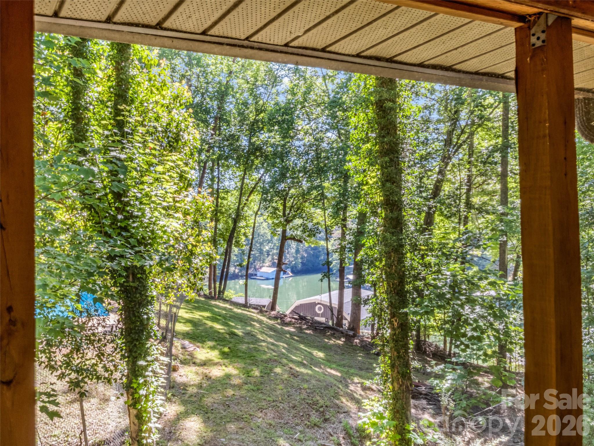 main property photo 23
