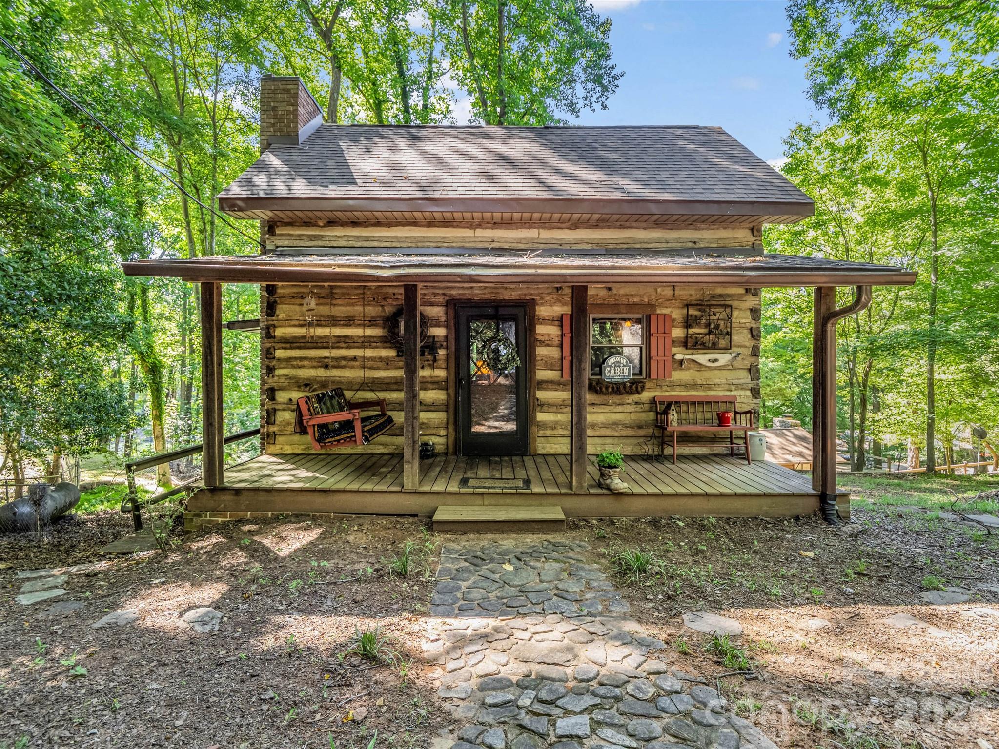 main property photo 5