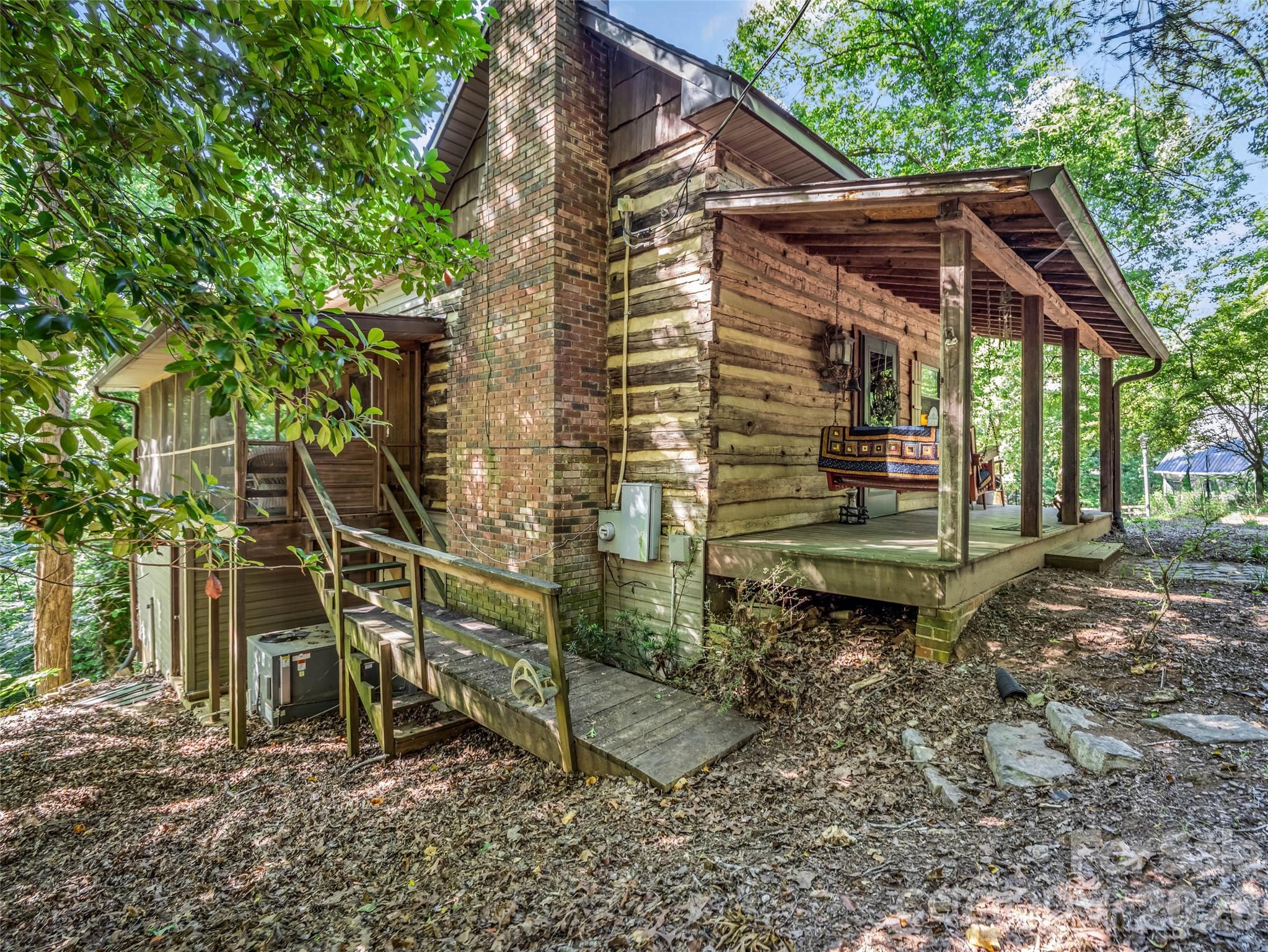 main property photo 6