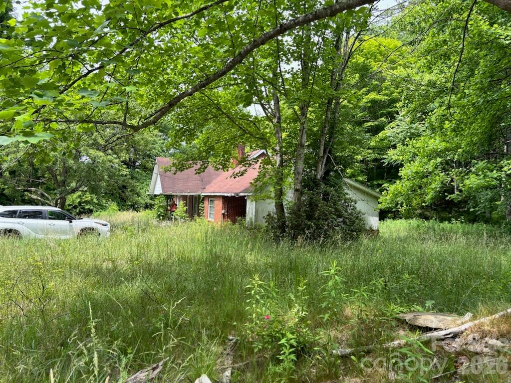 main property photo 11