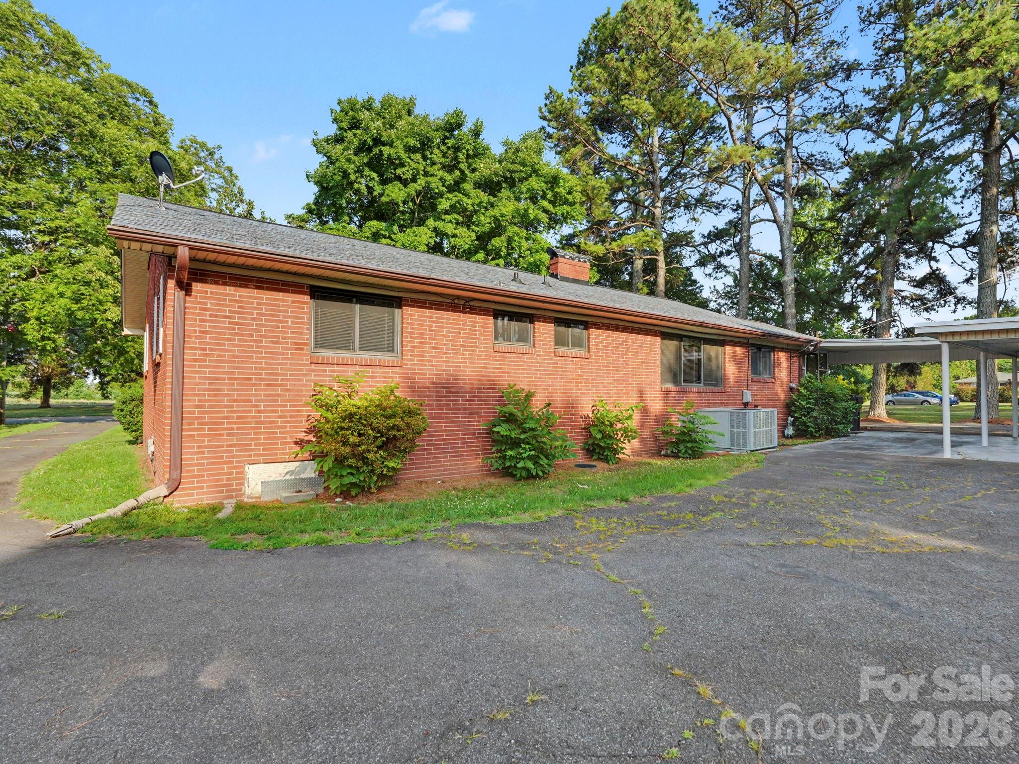 main property photo 45
