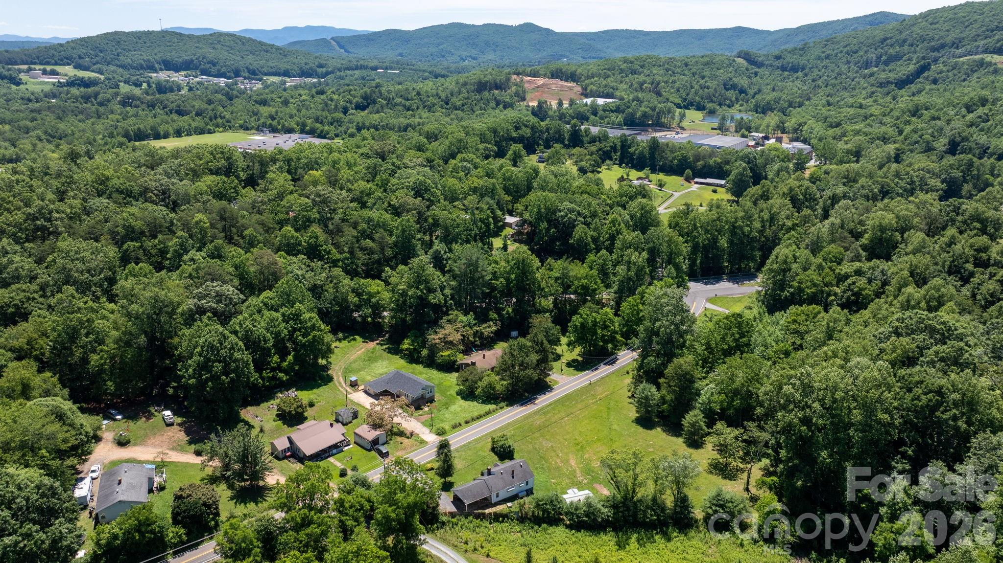 main property photo 31