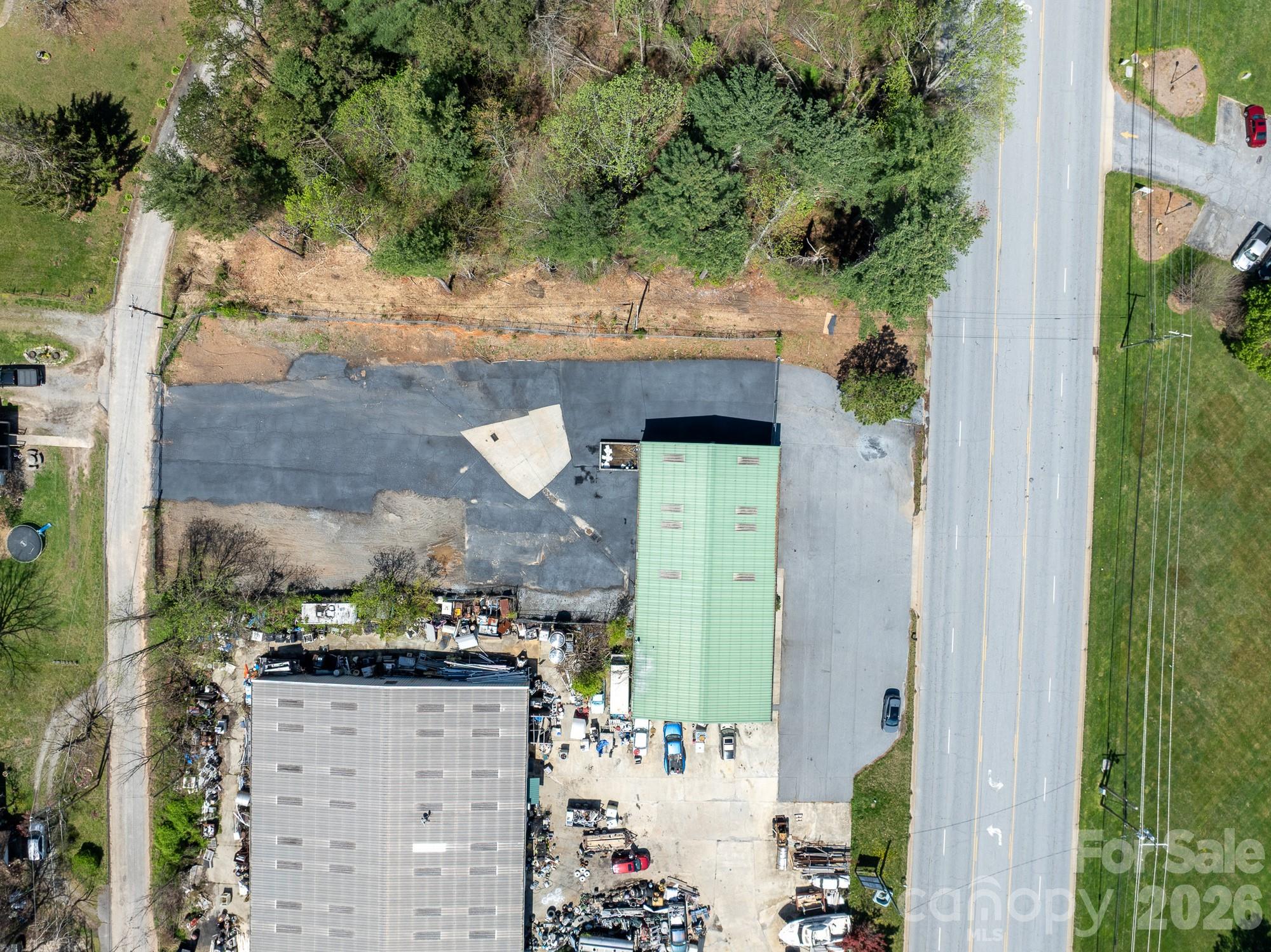 main property photo 6