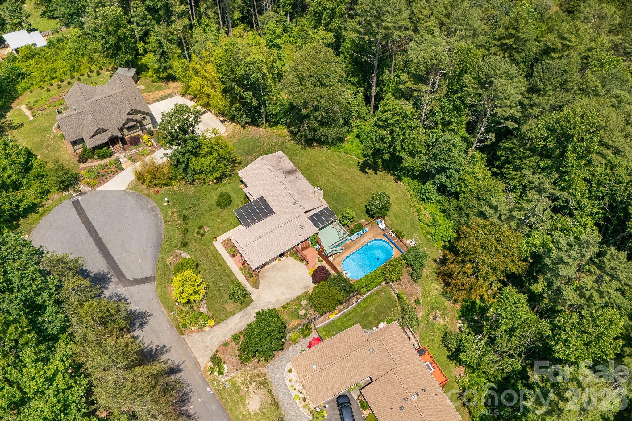 main property photo 41