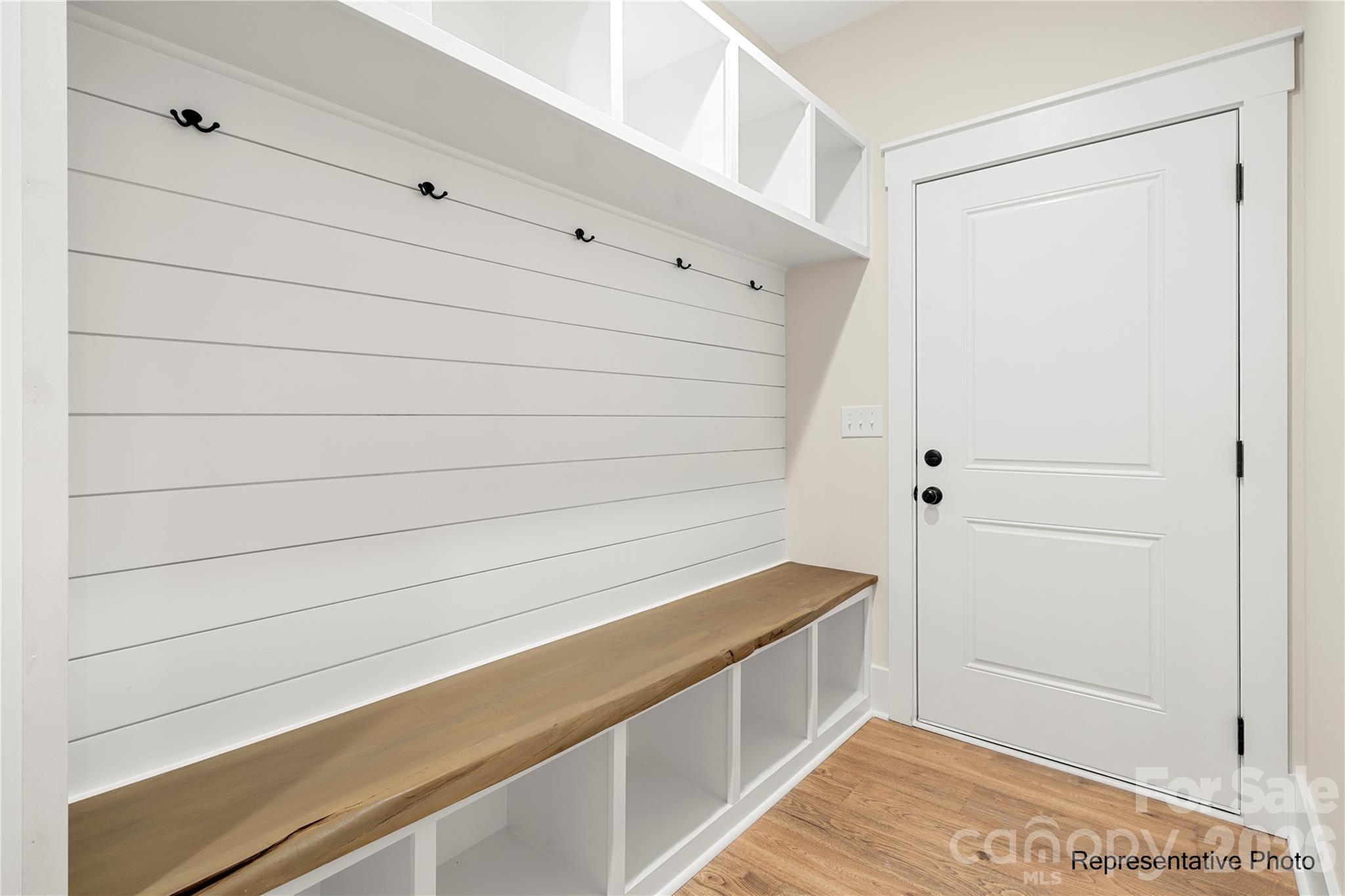 main property photo 18