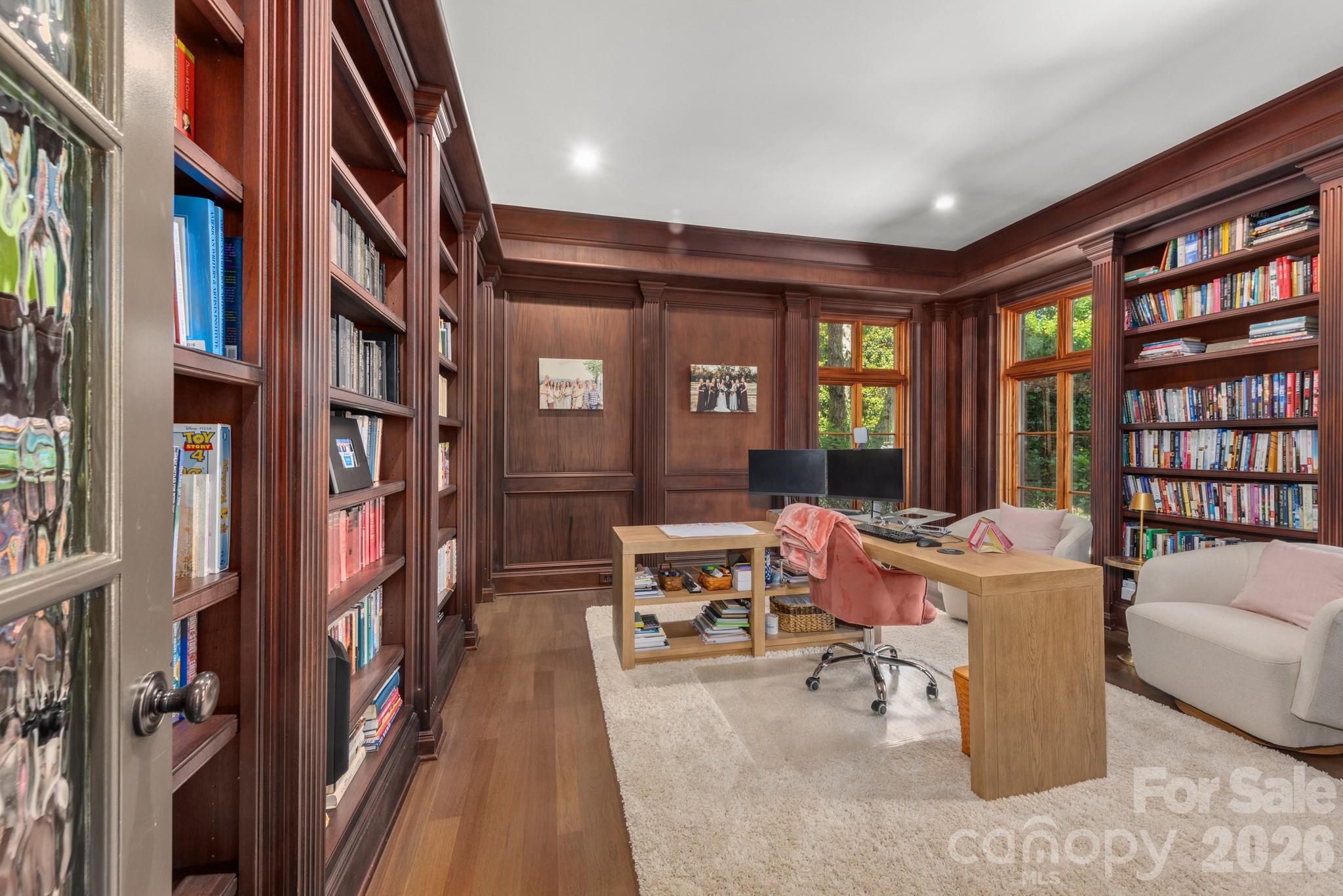 main property photo 6