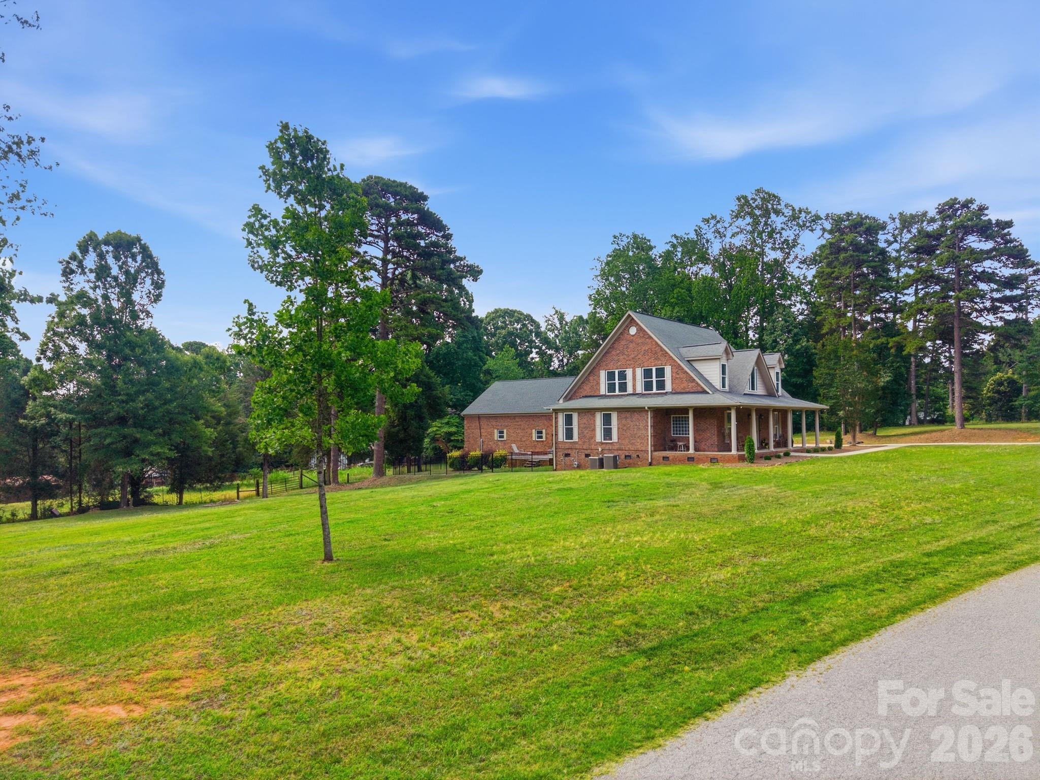 main property photo 44