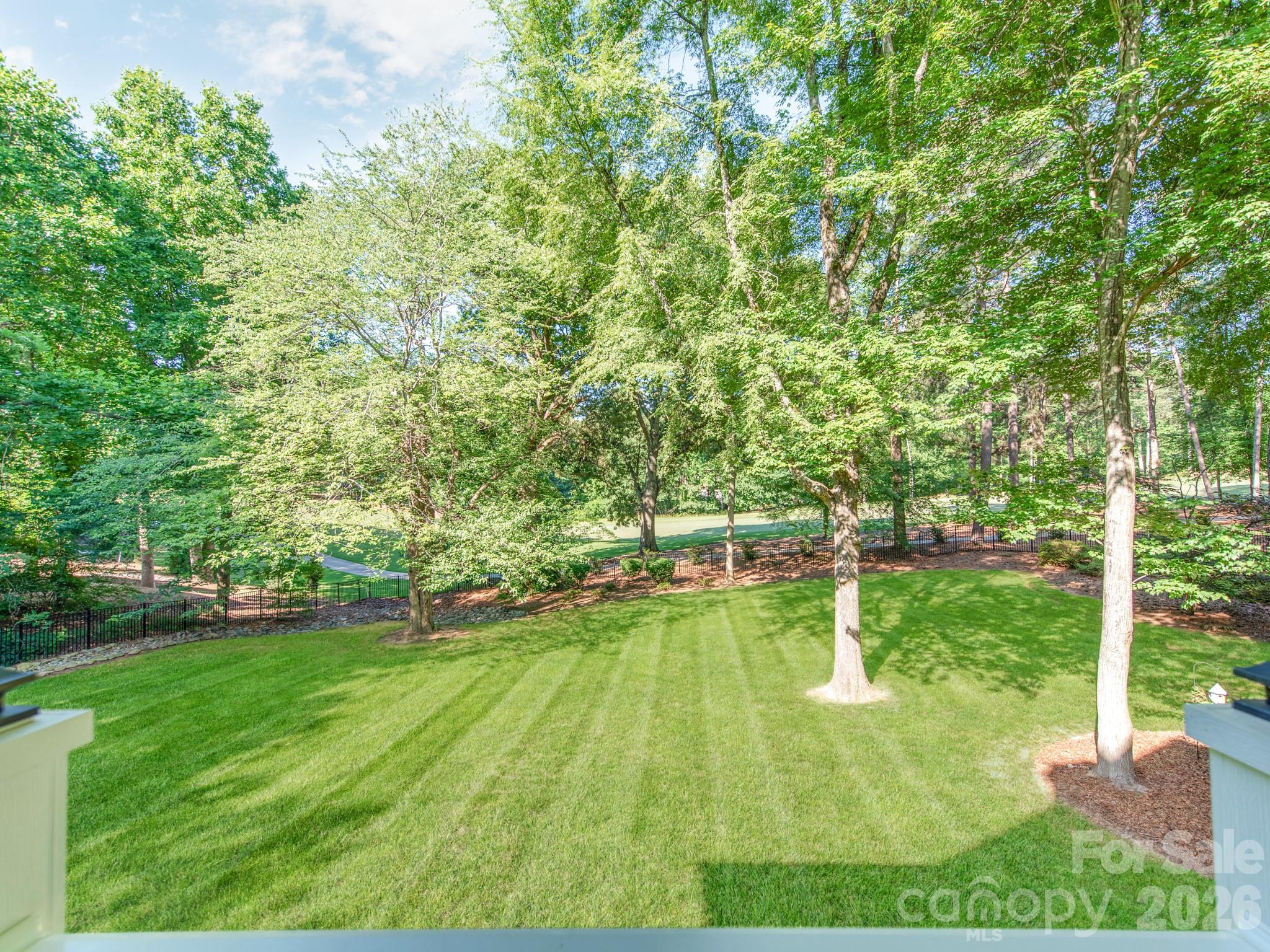 main property photo 40