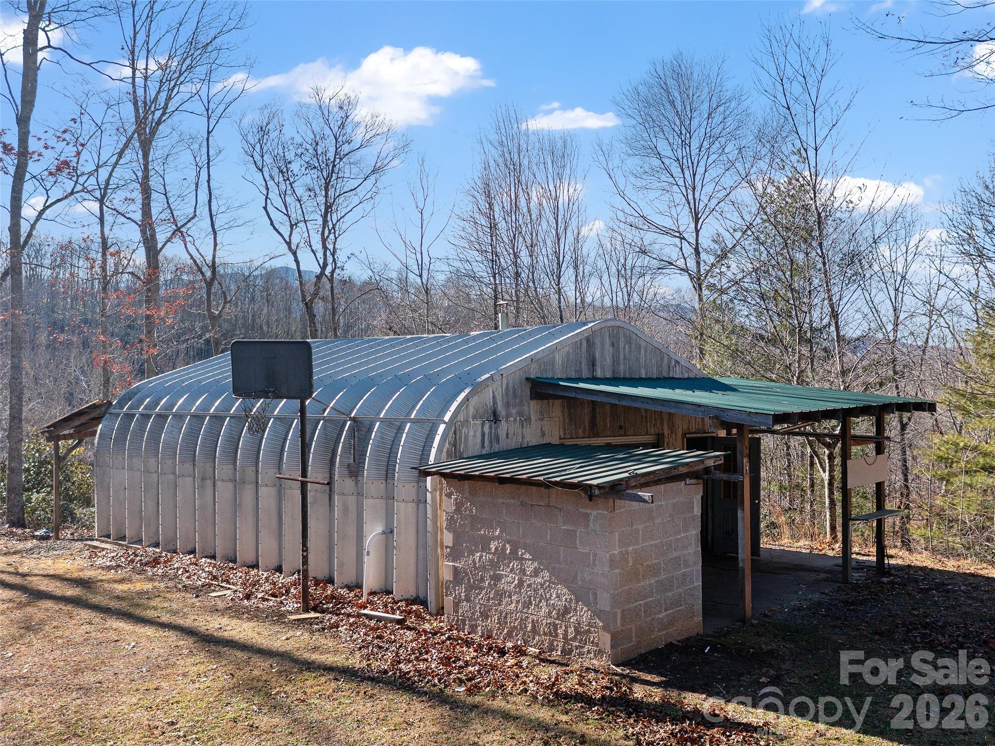 main property photo 19