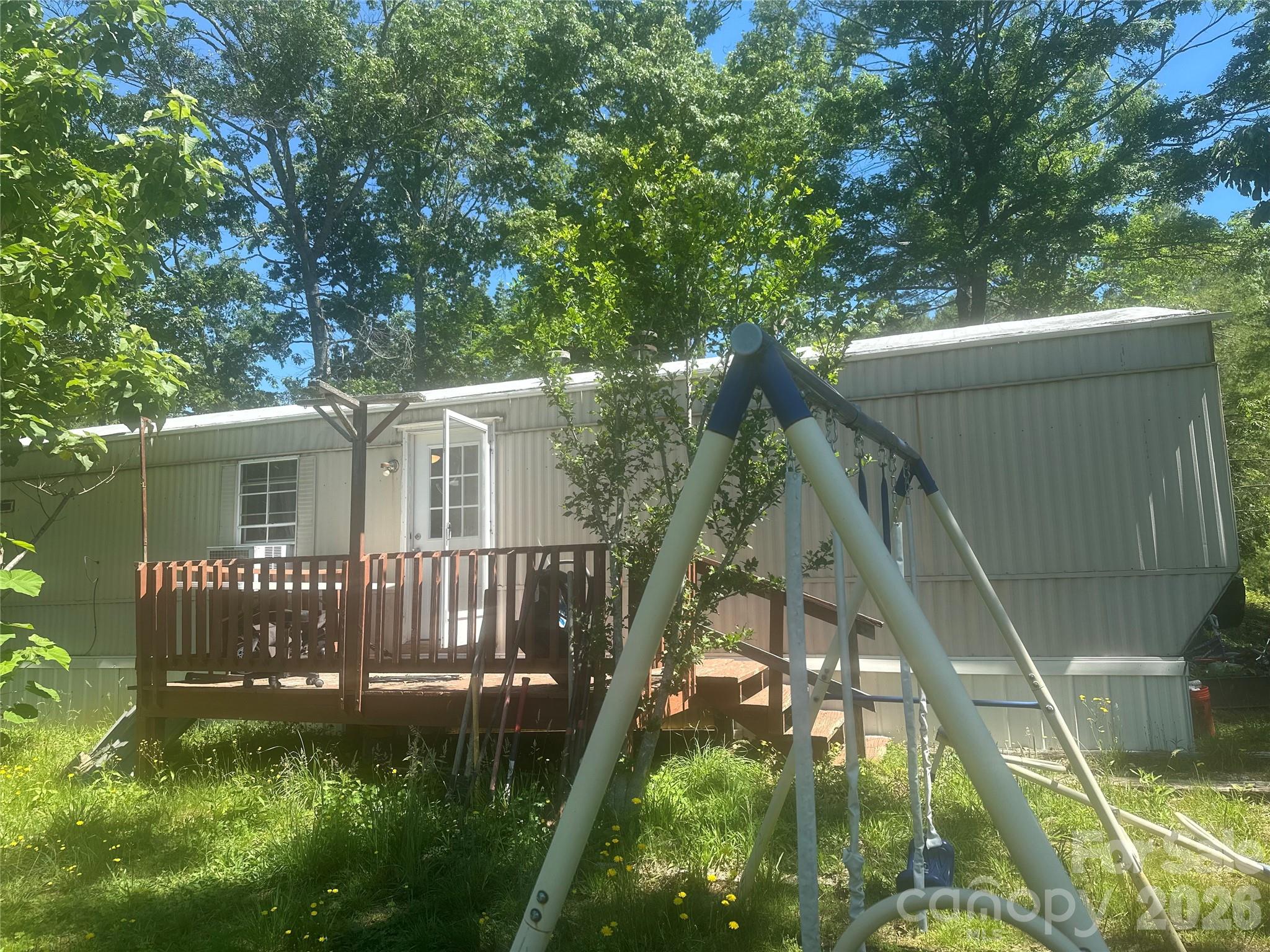 main property photo 25