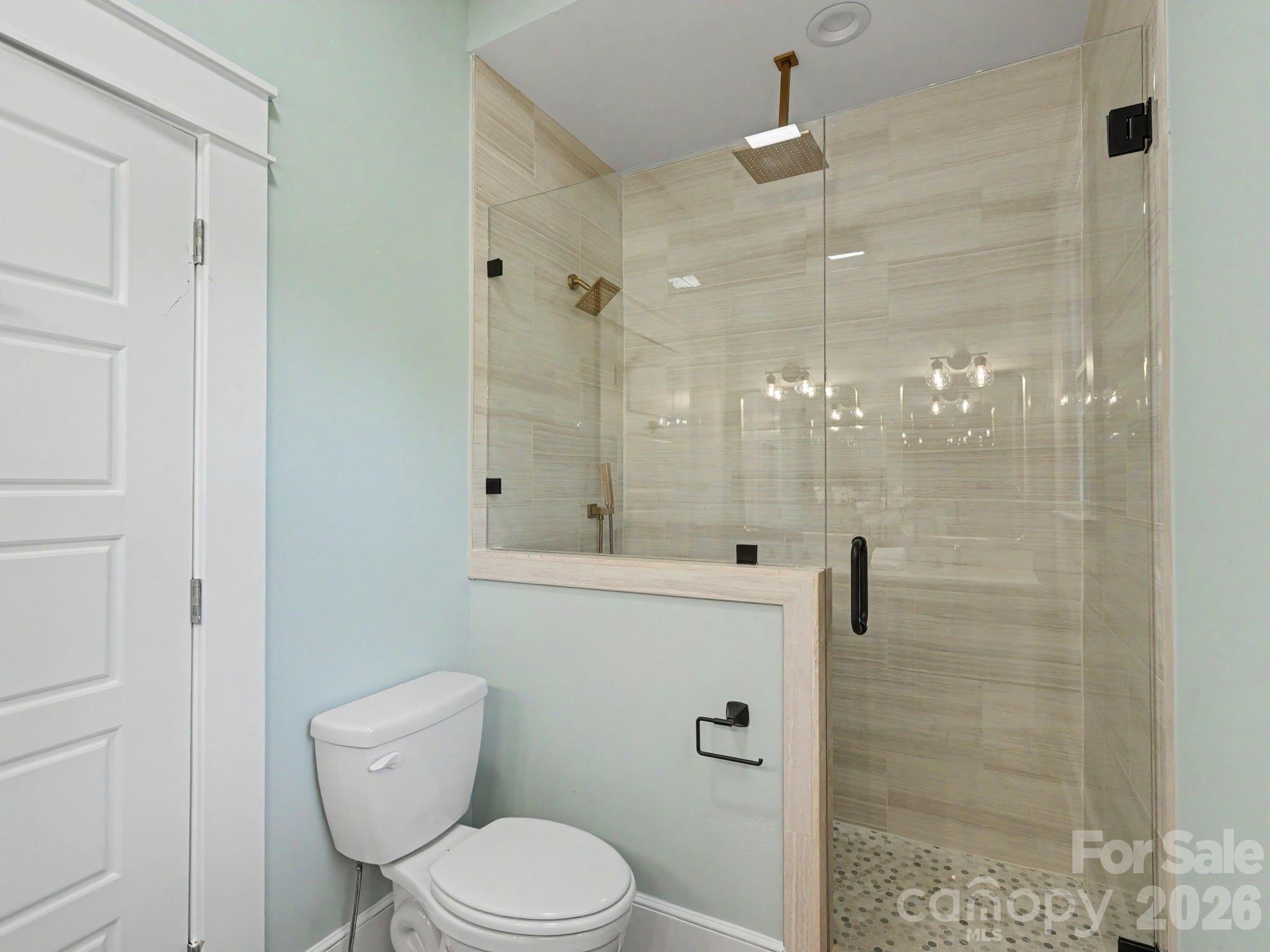 property viewer photo 20