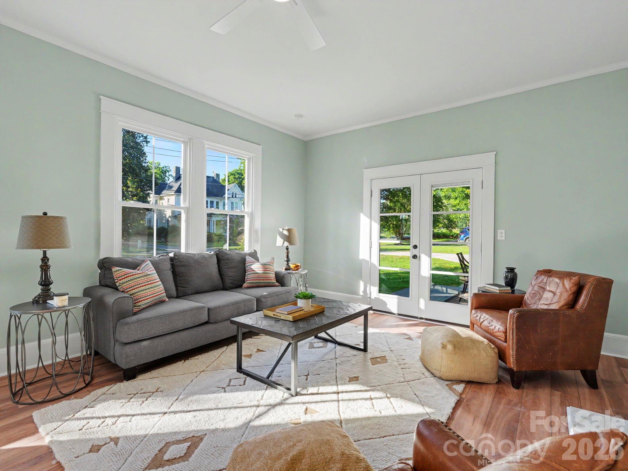 property viewer photo 30
