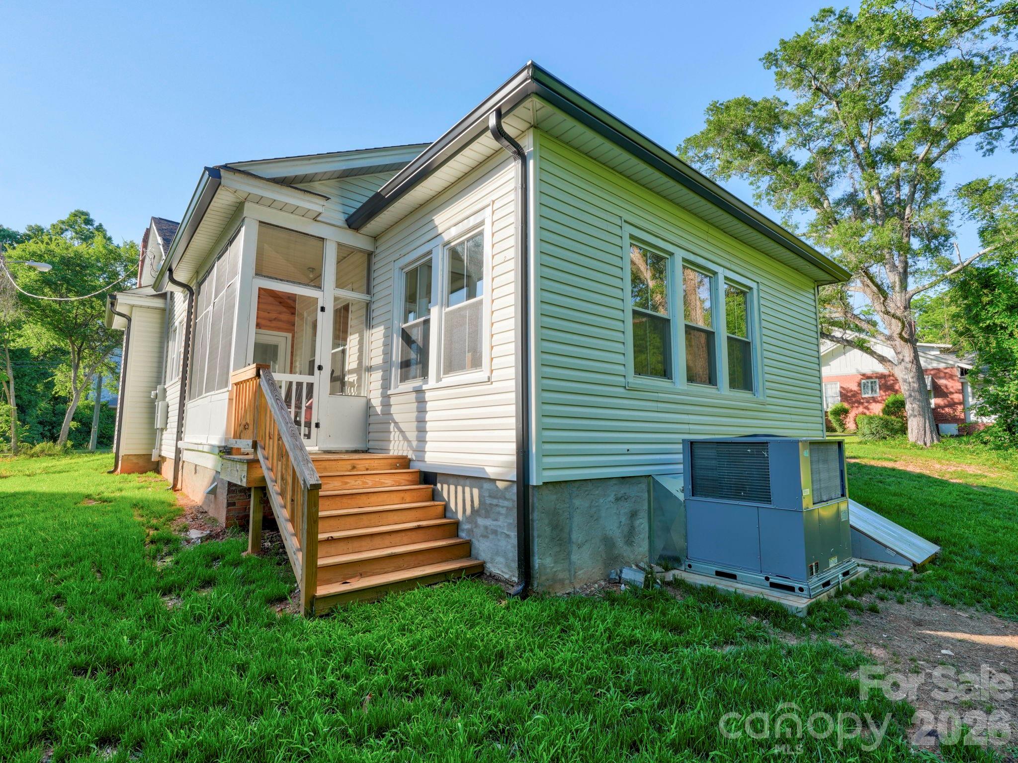 property viewer photo 33