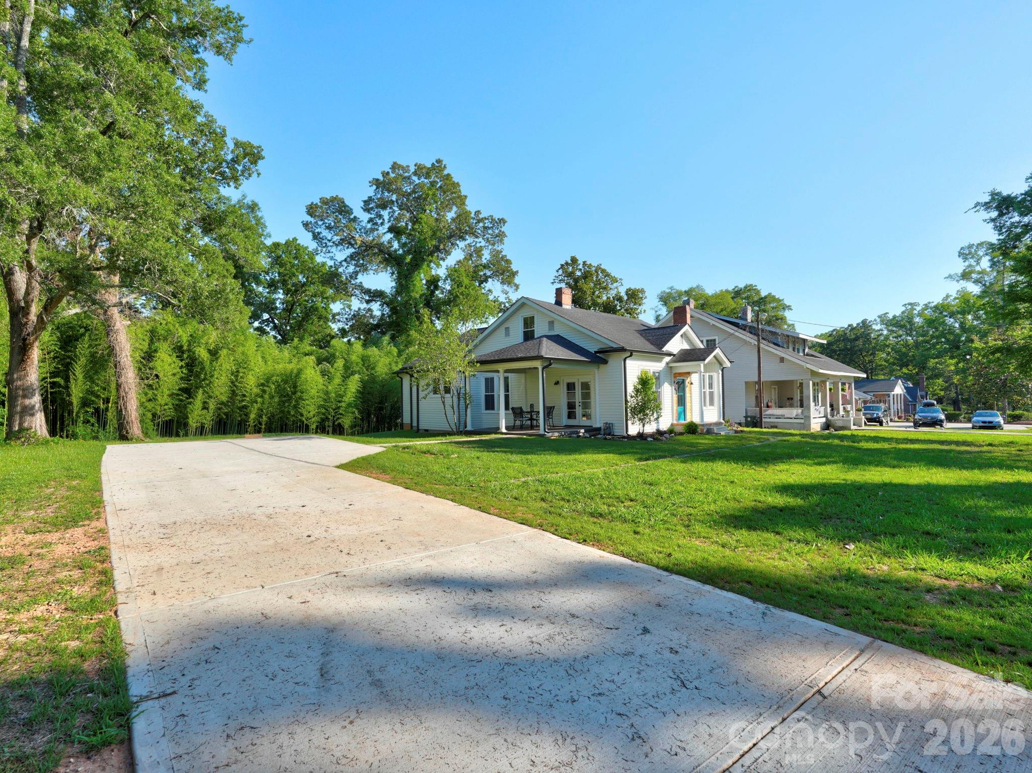 property viewer photo 35