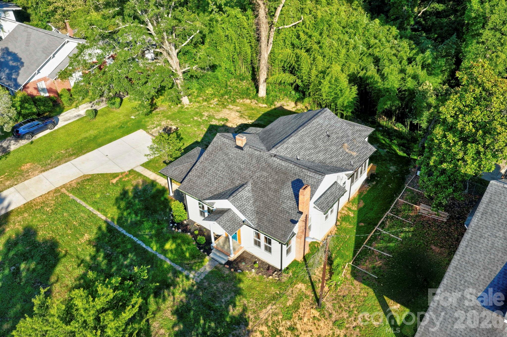 property viewer photo 36