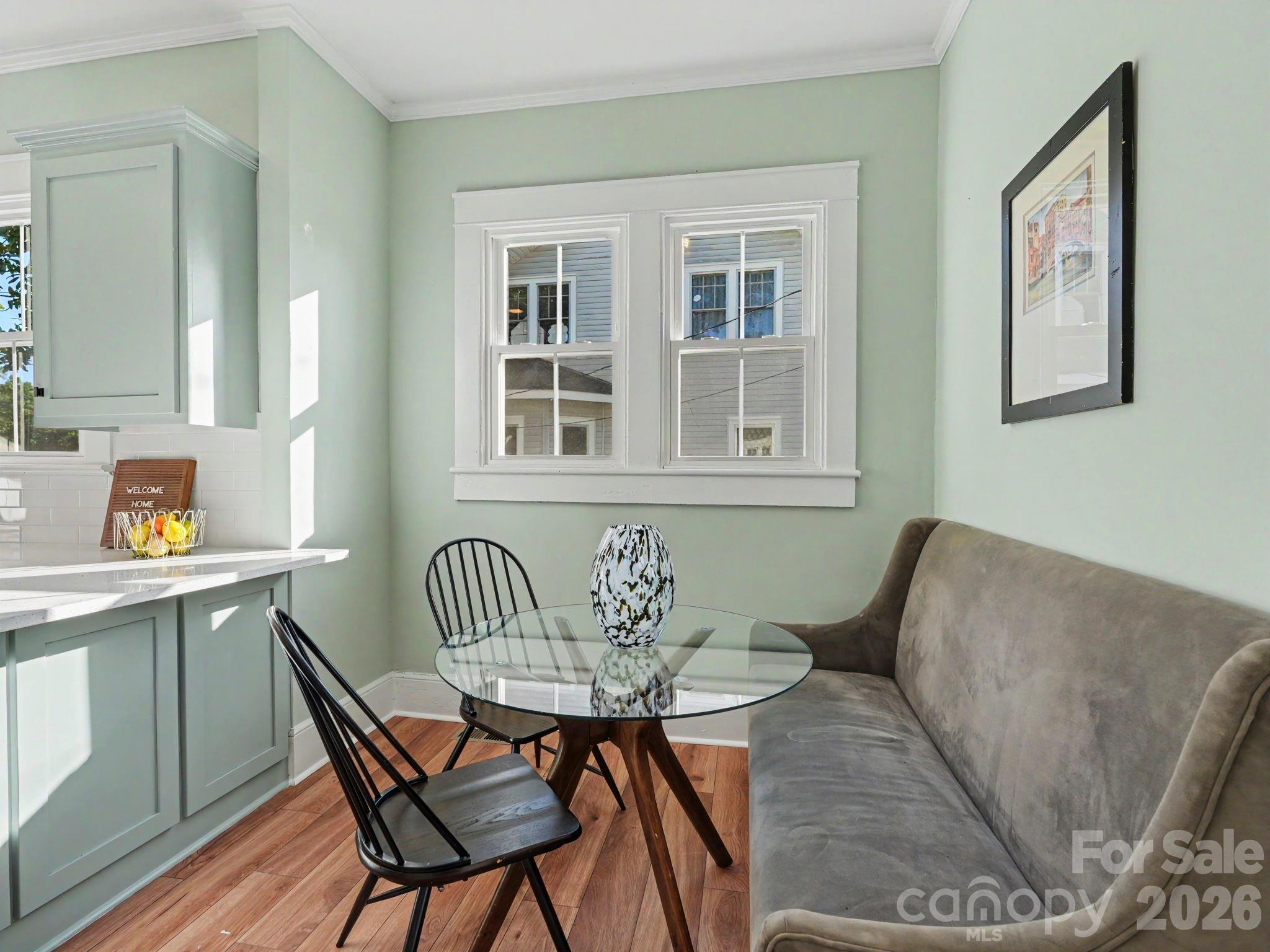 property viewer photo 8