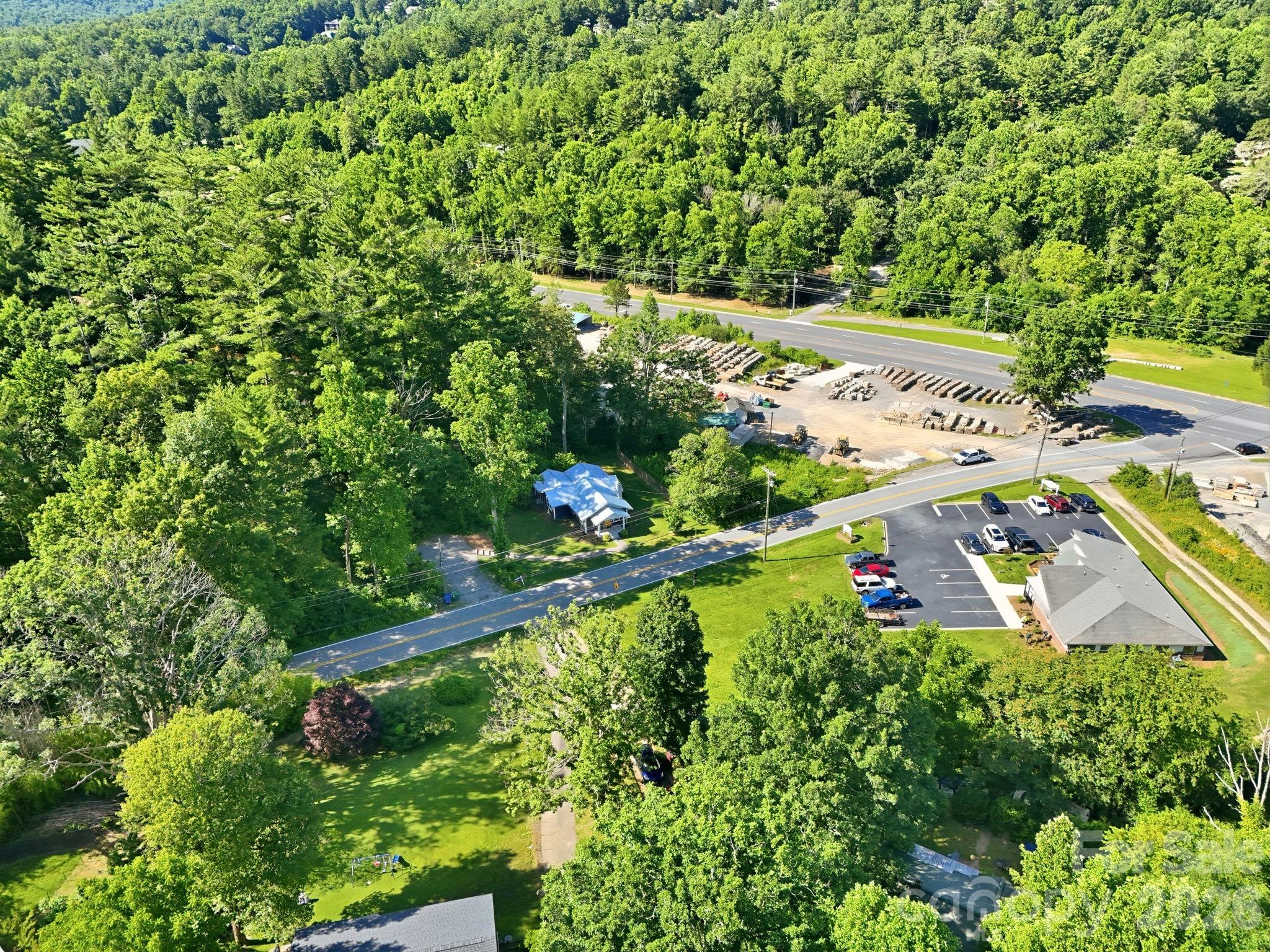main property photo 39