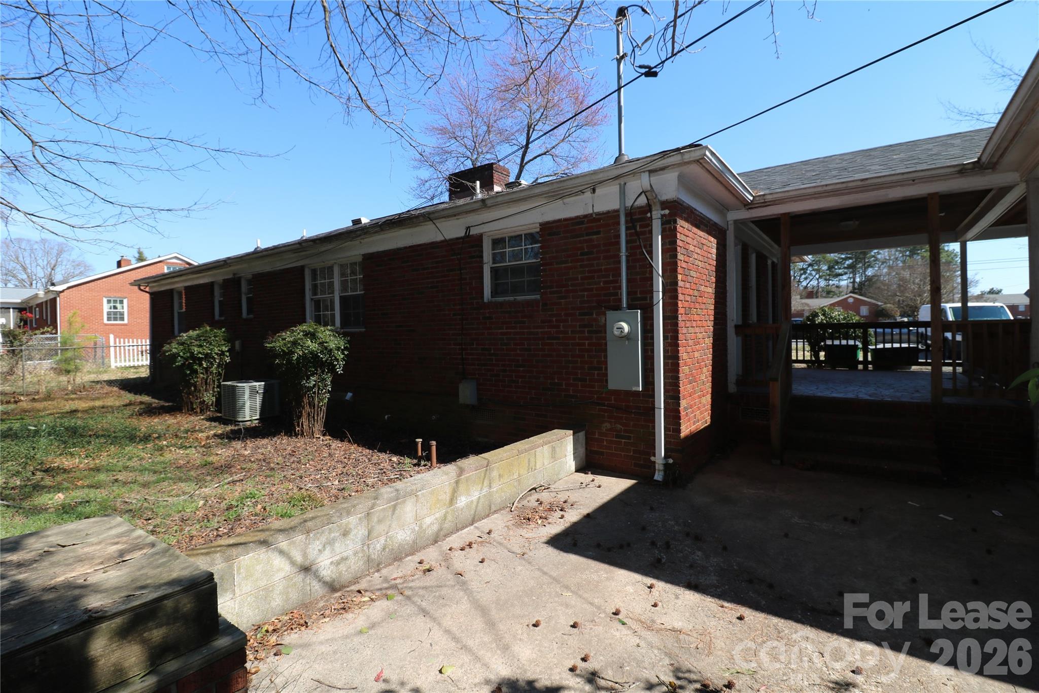 main property photo 31