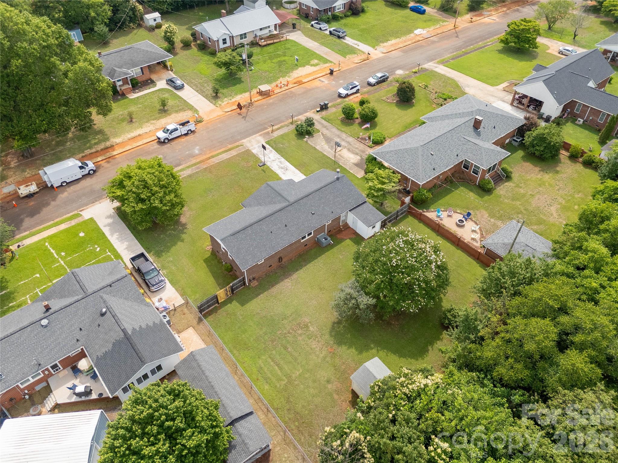 main property photo 44