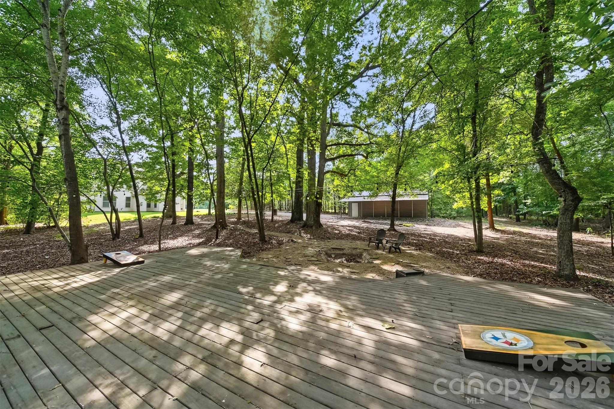 main property photo 40