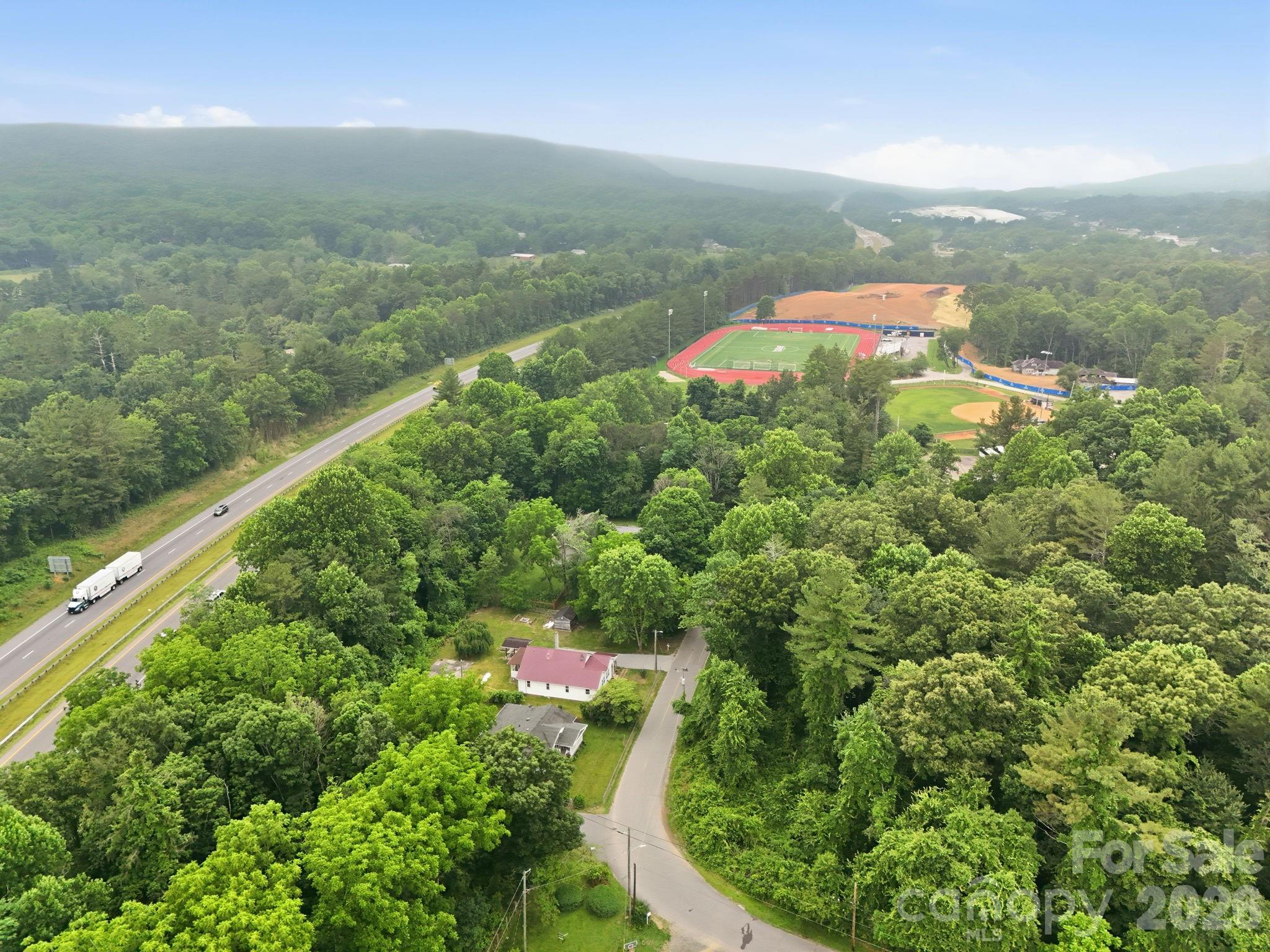 main property photo 33
