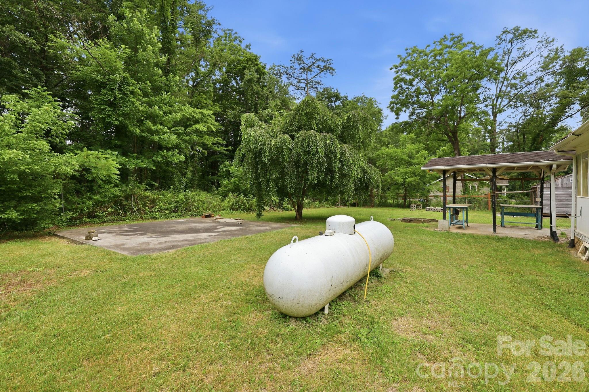 main property photo 36