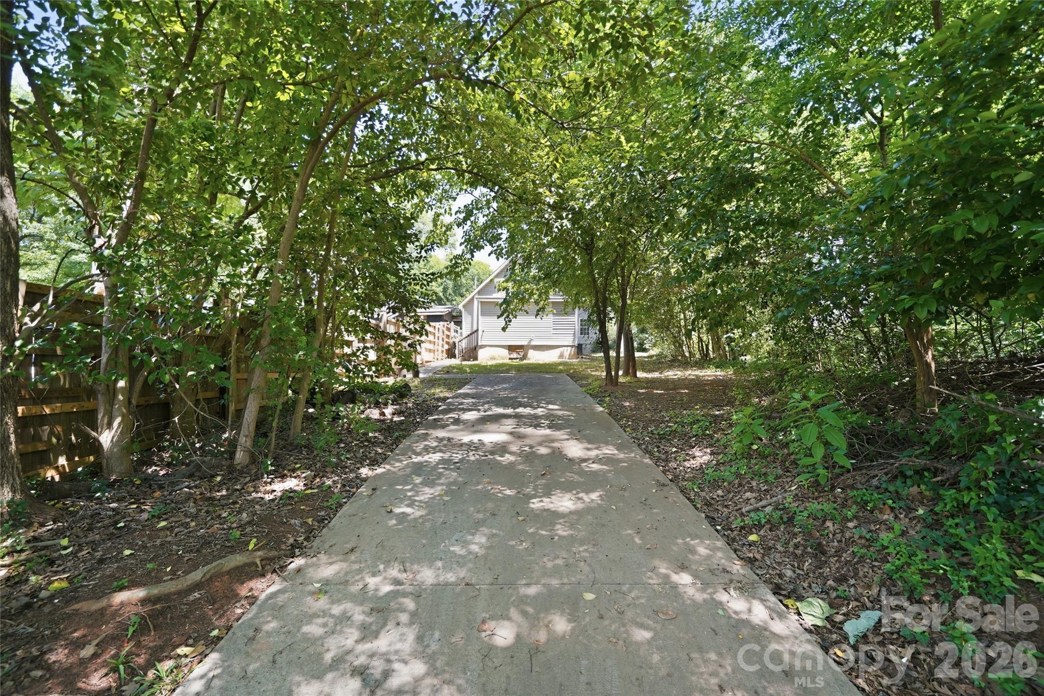 main property photo 32