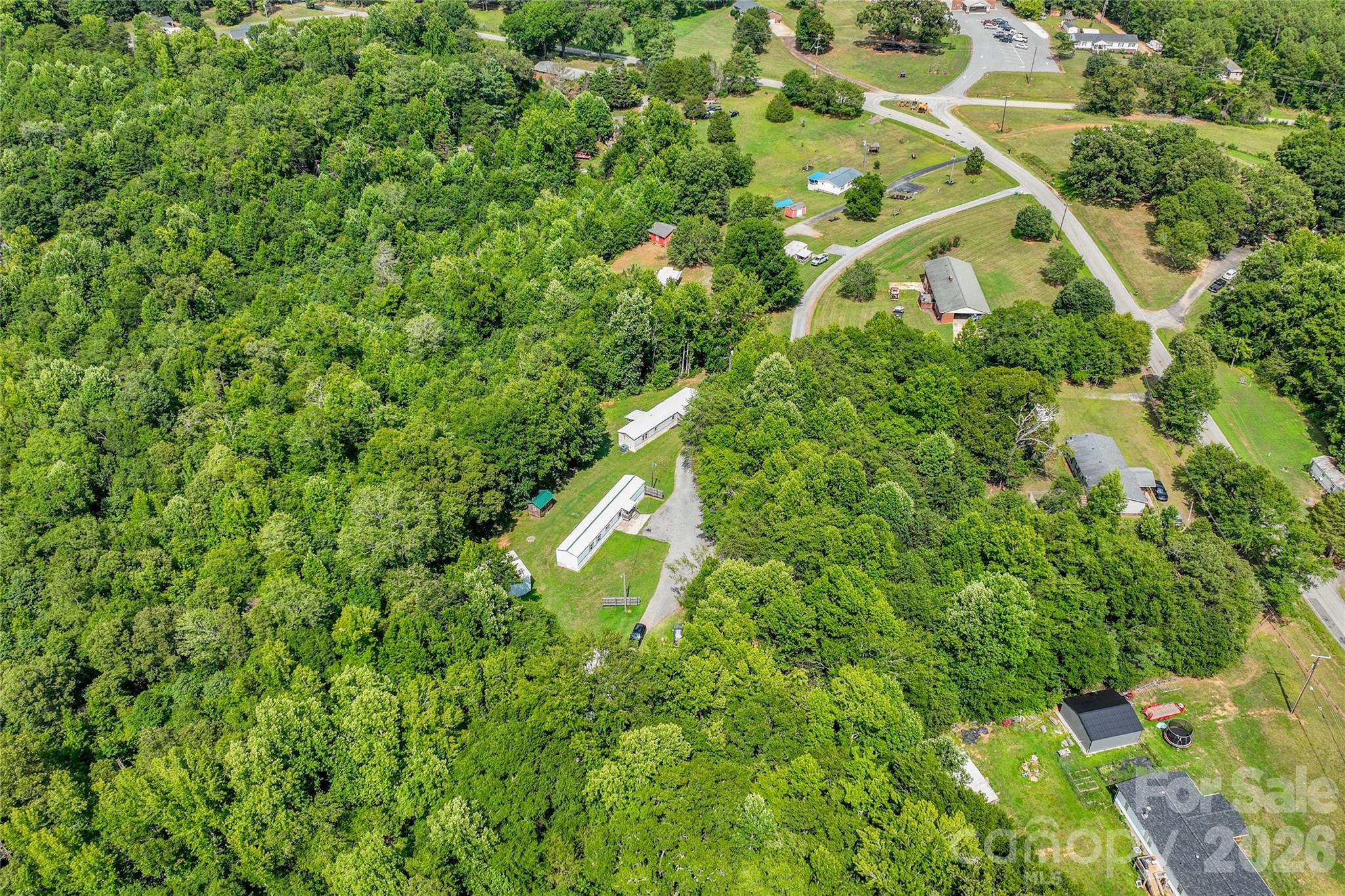 main property photo 3