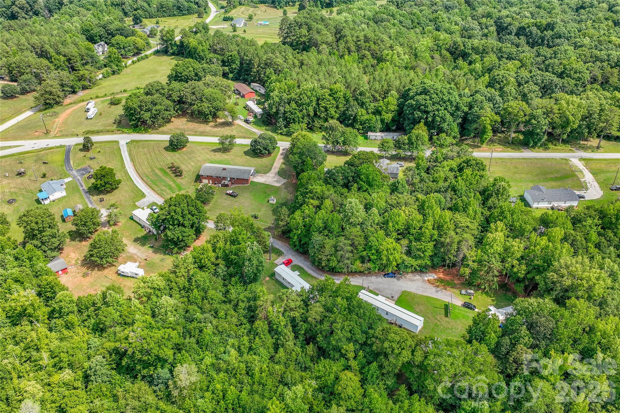 main property photo 9