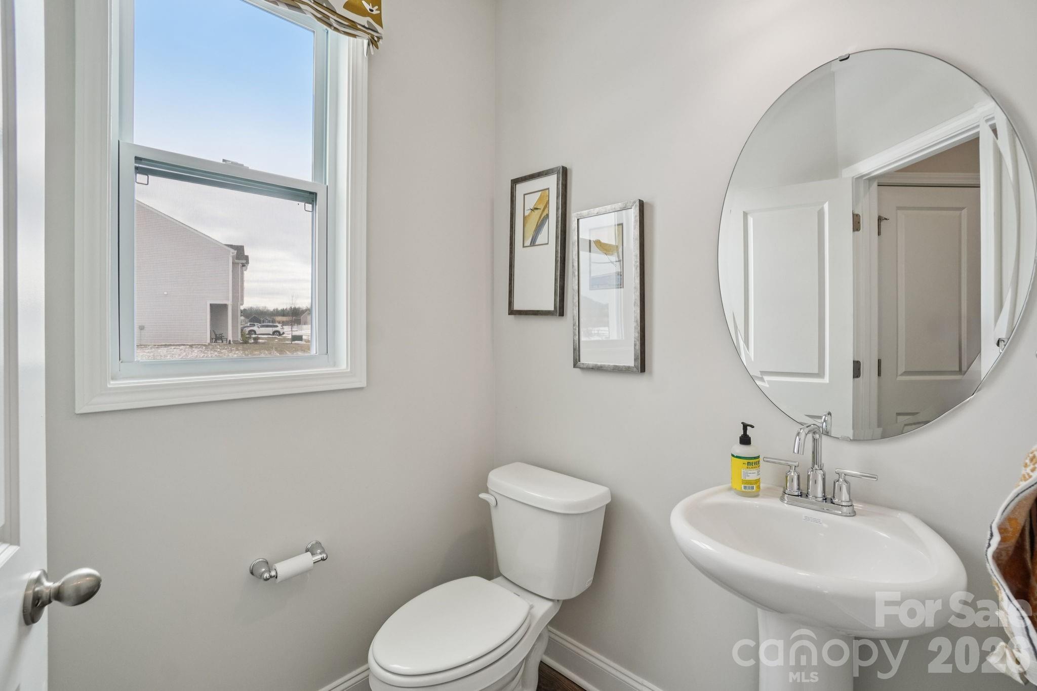 main property photo 13