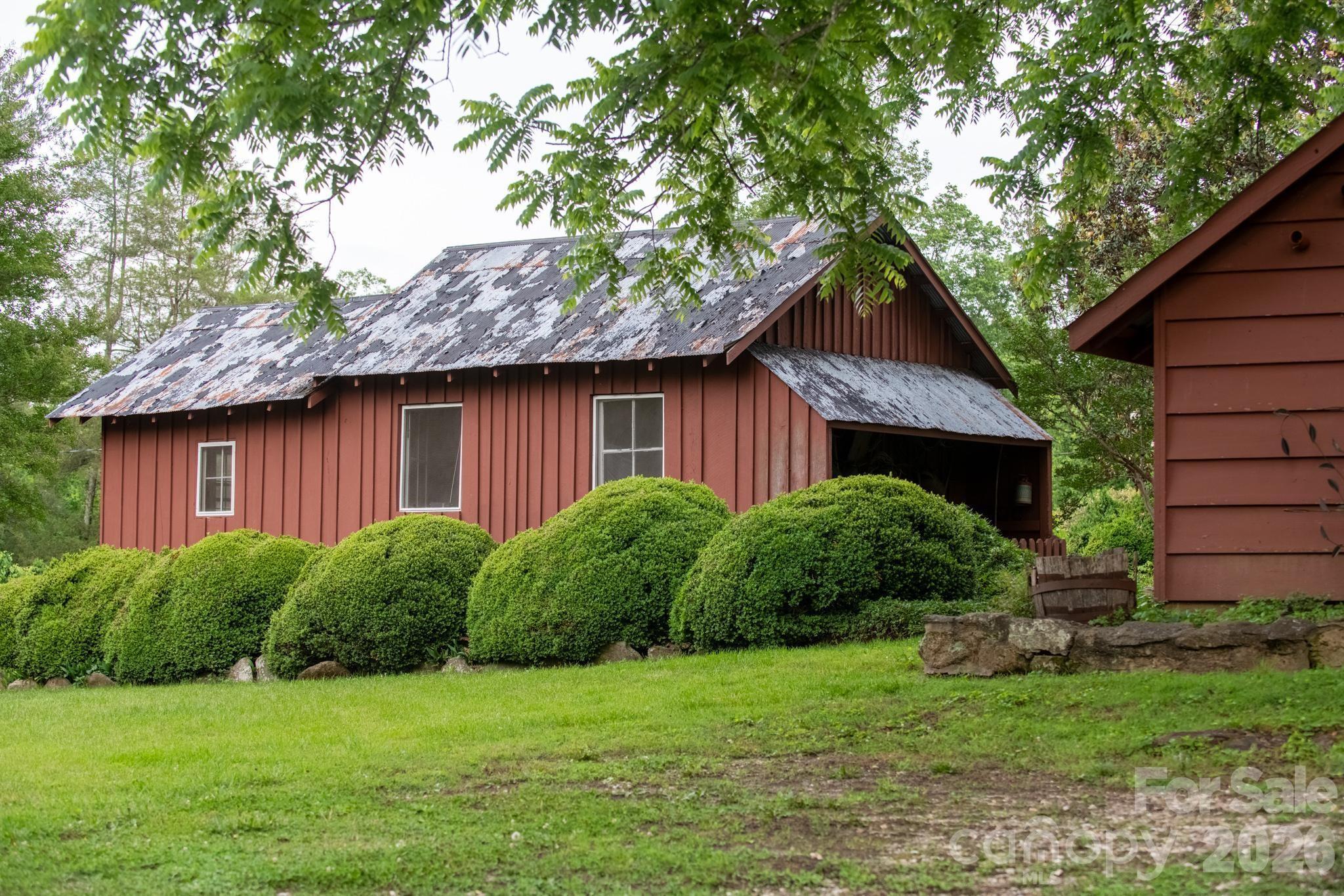 main property photo 34