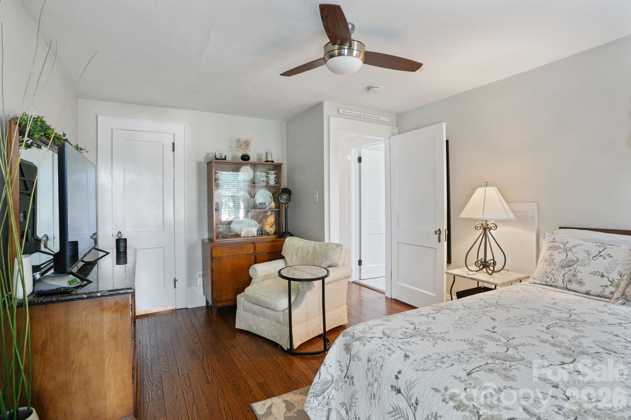 main property photo 47