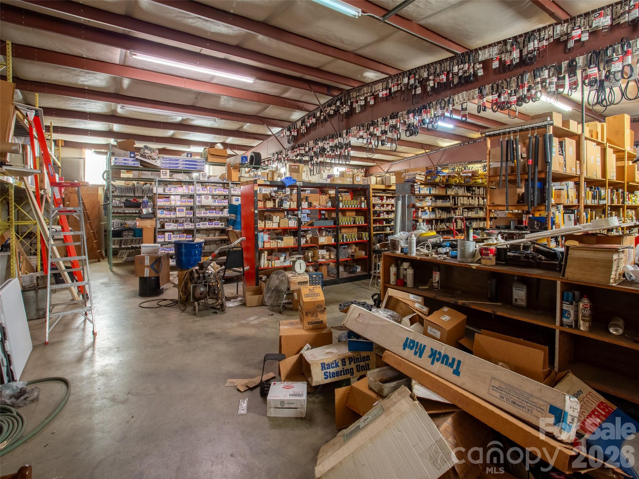 main property photo 10