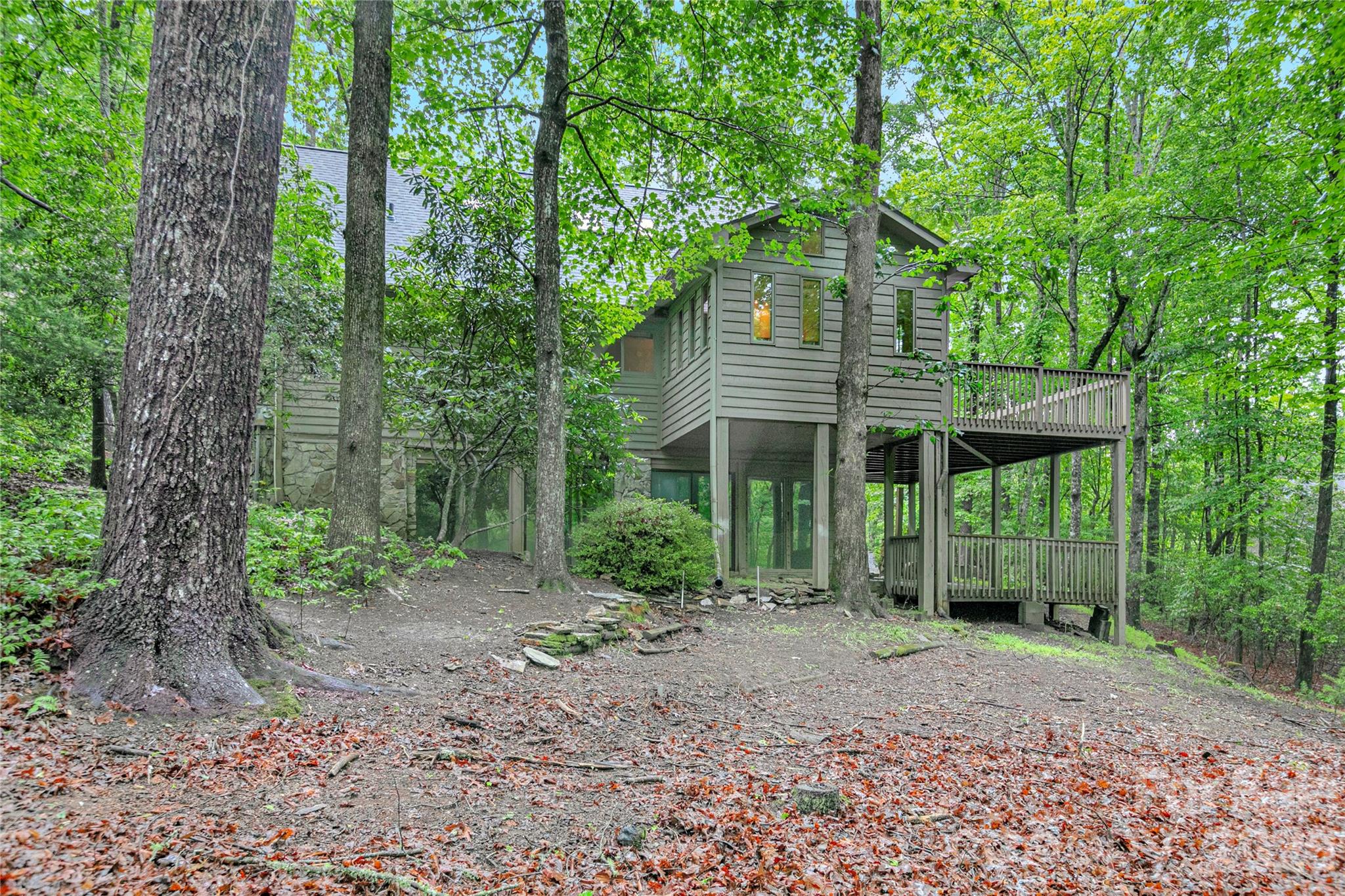 main property photo 42