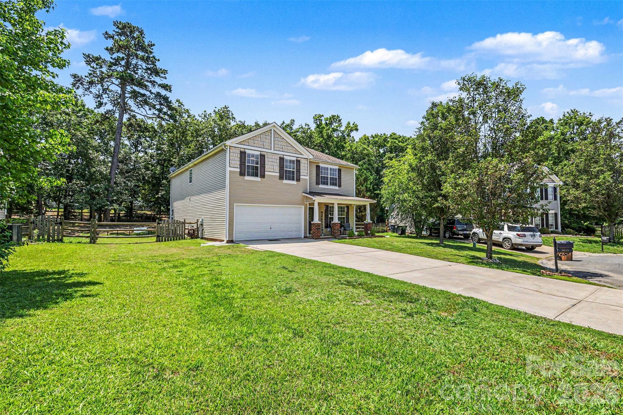 main property photo 29