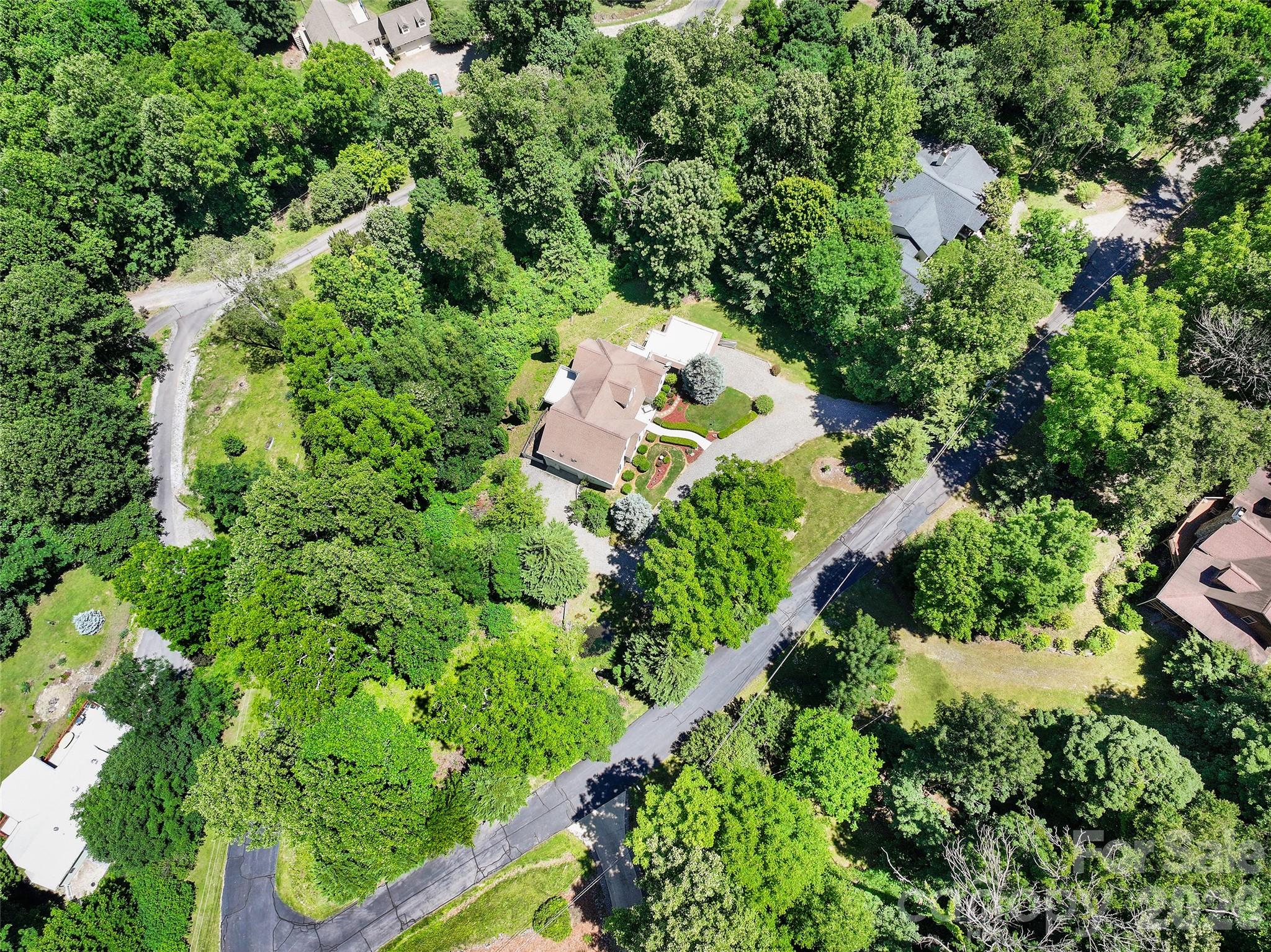 main property photo 35