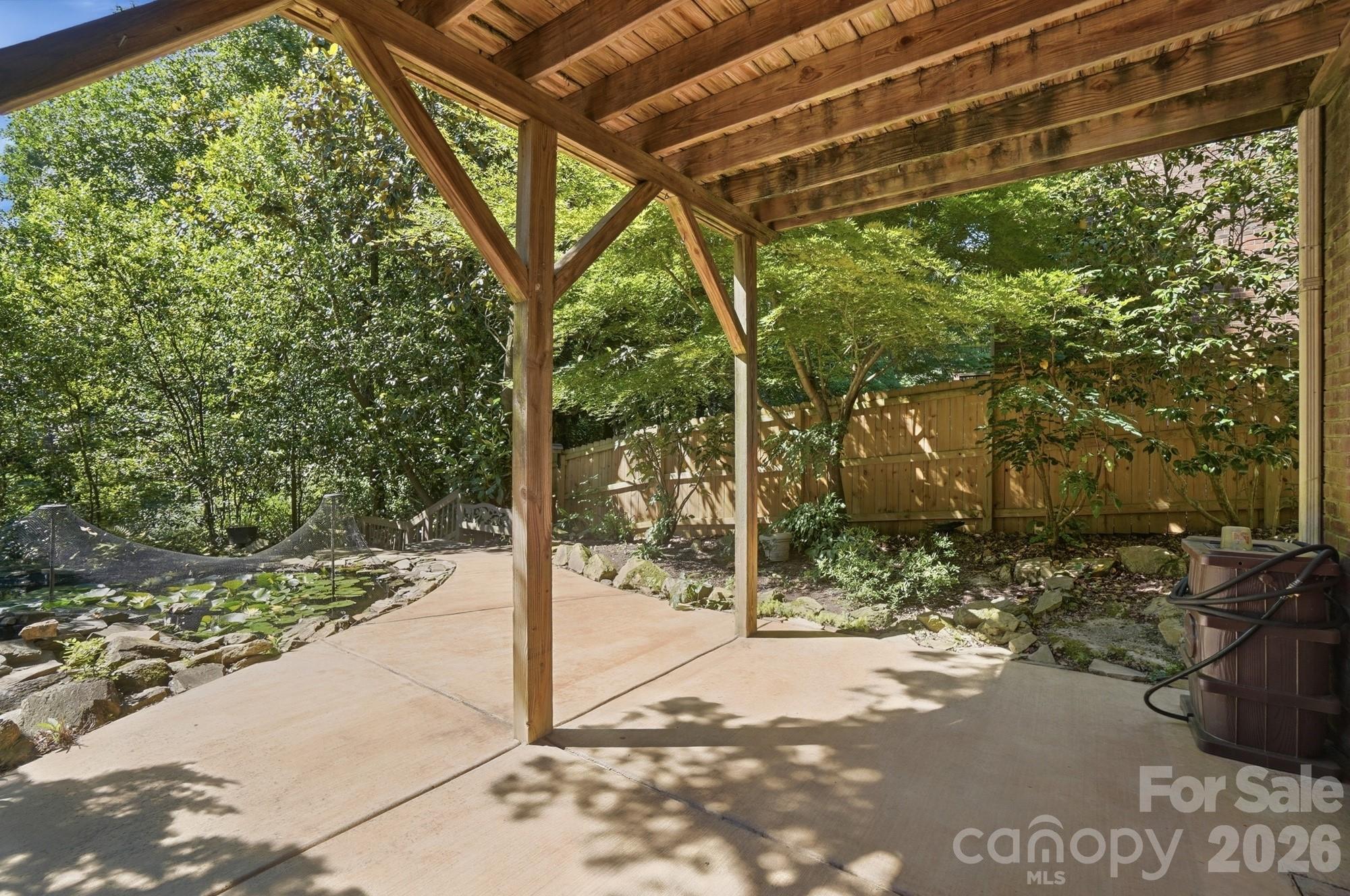 main property photo 40