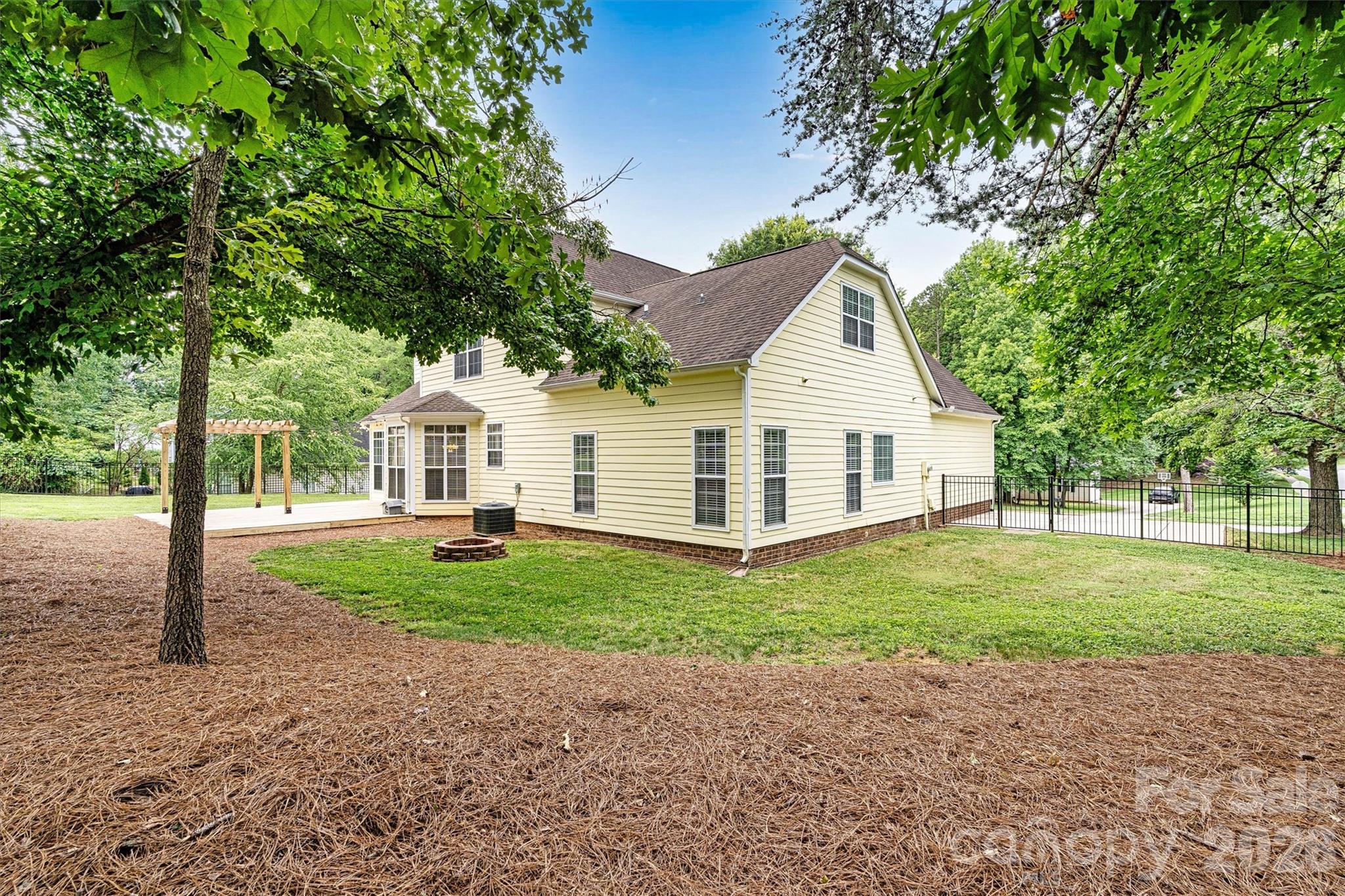 main property photo 43