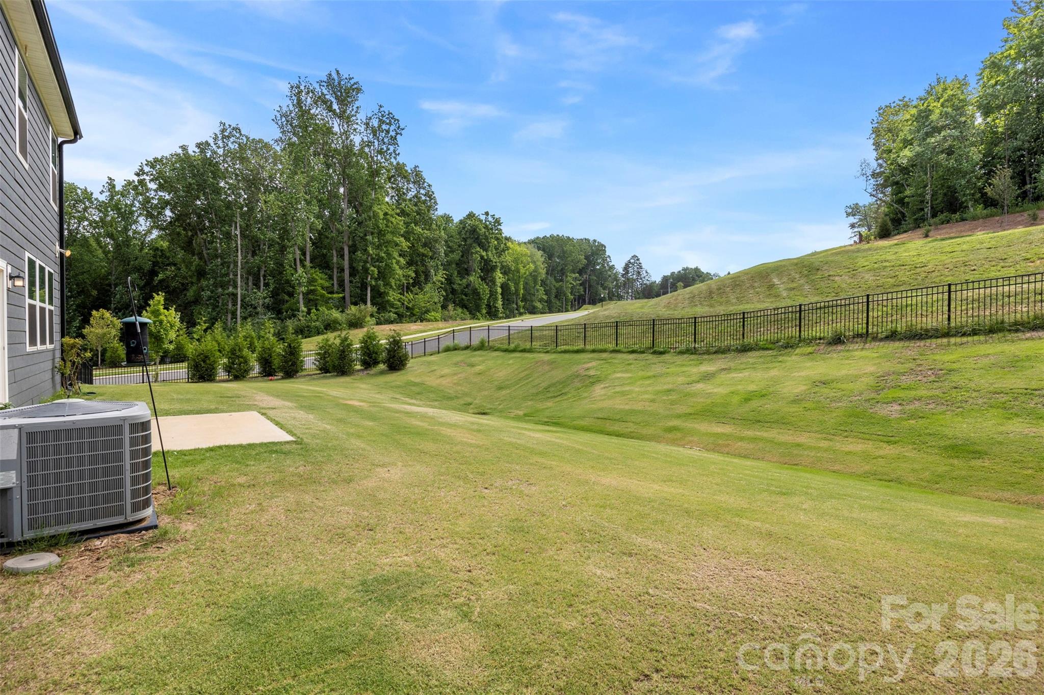 main property photo 32