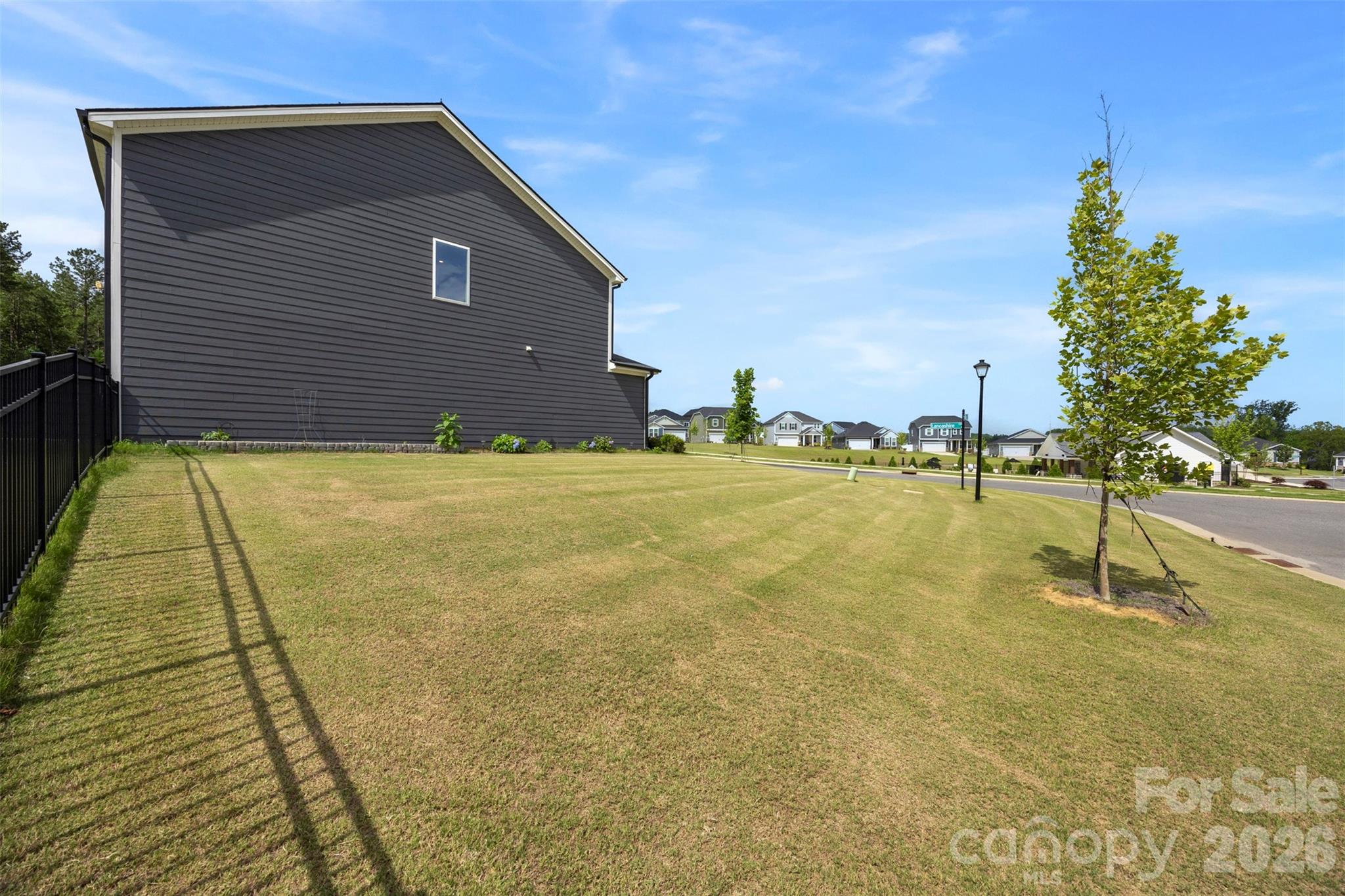 main property photo 35
